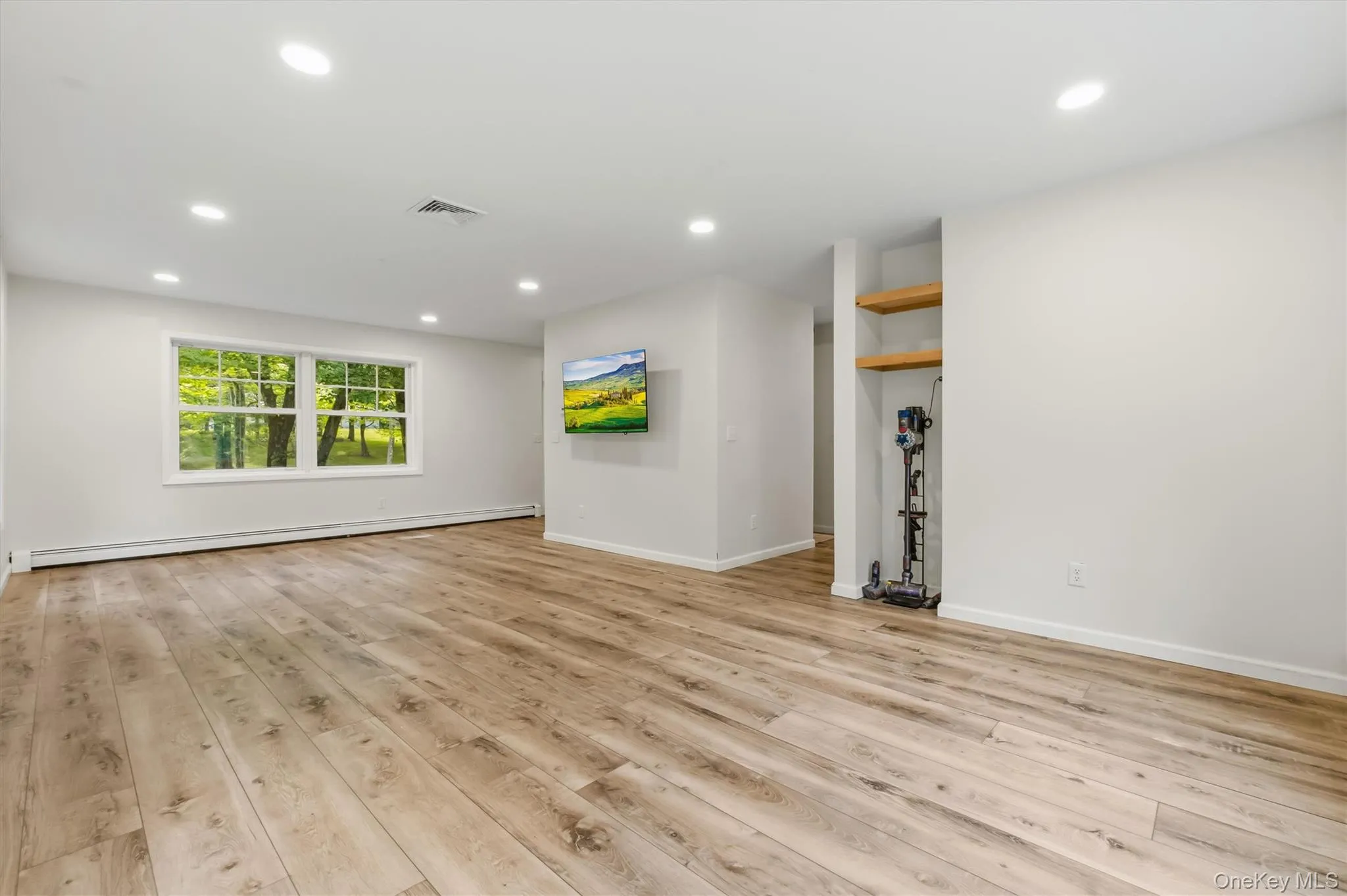 63 Hunt Road, Plattekill, NY, 4 Bedrooms Bedrooms, 11 Rooms Rooms,2 BathroomsBathrooms,Residential,For Rent,Hunt,0,1025645 63 Hunt Road, Plattekill, NY, 4 Bedrooms Bedrooms, 11 Rooms Rooms,2 BathroomsBathrooms,Residential,For Rent,Hunt,0,1025645