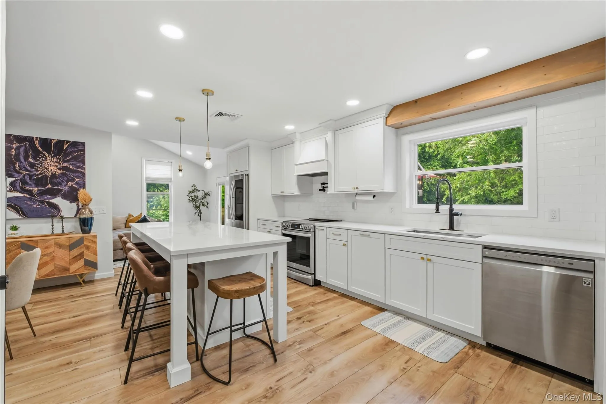 63 Hunt Road, Plattekill, NY, 4 Bedrooms Bedrooms, 11 Rooms Rooms,2 BathroomsBathrooms,Residential,For Rent,Hunt,0,1025645 63 Hunt Road, Plattekill, NY, 4 Bedrooms Bedrooms, 11 Rooms Rooms,2 BathroomsBathrooms,Residential,For Rent,Hunt,0,1025645