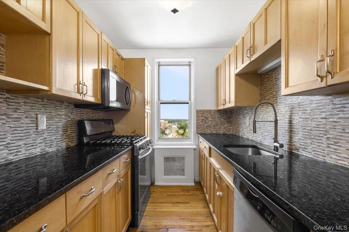 126 Church Street, New Rochelle, NY, 1 Bedroom Bedrooms, 4 Rooms Rooms,1 BathroomBathrooms,Residential,For Rent,Church,0,1025650 126 Church Street, New Rochelle, NY, 1 Bedroom Bedrooms, 4 Rooms Rooms,1 BathroomBathrooms,Residential,For Rent,Church,0,1025650