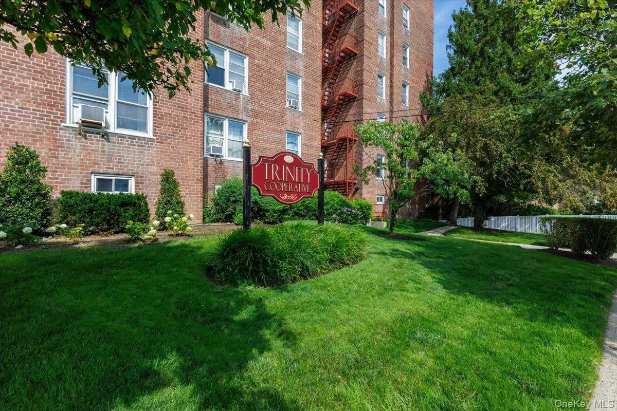 126 Church Street, New Rochelle, NY, 1 Bedroom Bedrooms, 4 Rooms Rooms,1 BathroomBathrooms,Residential,For Rent,Church,0,1025650 126 Church Street, New Rochelle, NY, 1 Bedroom Bedrooms, 4 Rooms Rooms,1 BathroomBathrooms,Residential,For Rent,Church,0,1025650