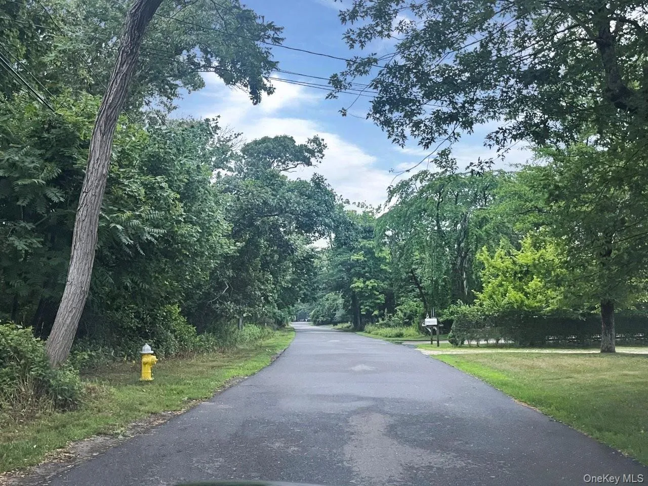 19 River Lane, Brookhaven, NY, 2 Bedrooms Bedrooms, 5 Rooms Rooms,2 BathroomsBathrooms,Residential,For Rent,River,0,1025651 19 River Lane, Brookhaven, NY, 2 Bedrooms Bedrooms, 5 Rooms Rooms,2 BathroomsBathrooms,Residential,For Rent,River,0,1025651