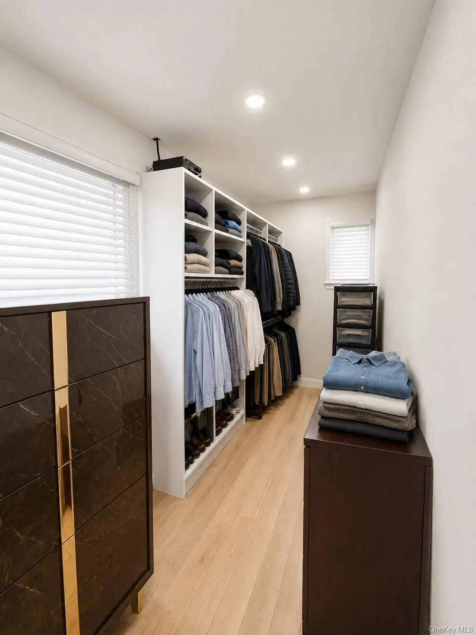 886 Woodmere Drive, Hempstead, NY, 5 Bedrooms Bedrooms, 10 Rooms Rooms,4 BathroomsBathrooms,Residential,For Rent,Woodmere,0,1025653 886 Woodmere Drive, Hempstead, NY, 5 Bedrooms Bedrooms, 10 Rooms Rooms,4 BathroomsBathrooms,Residential,For Rent,Woodmere,0,1025653