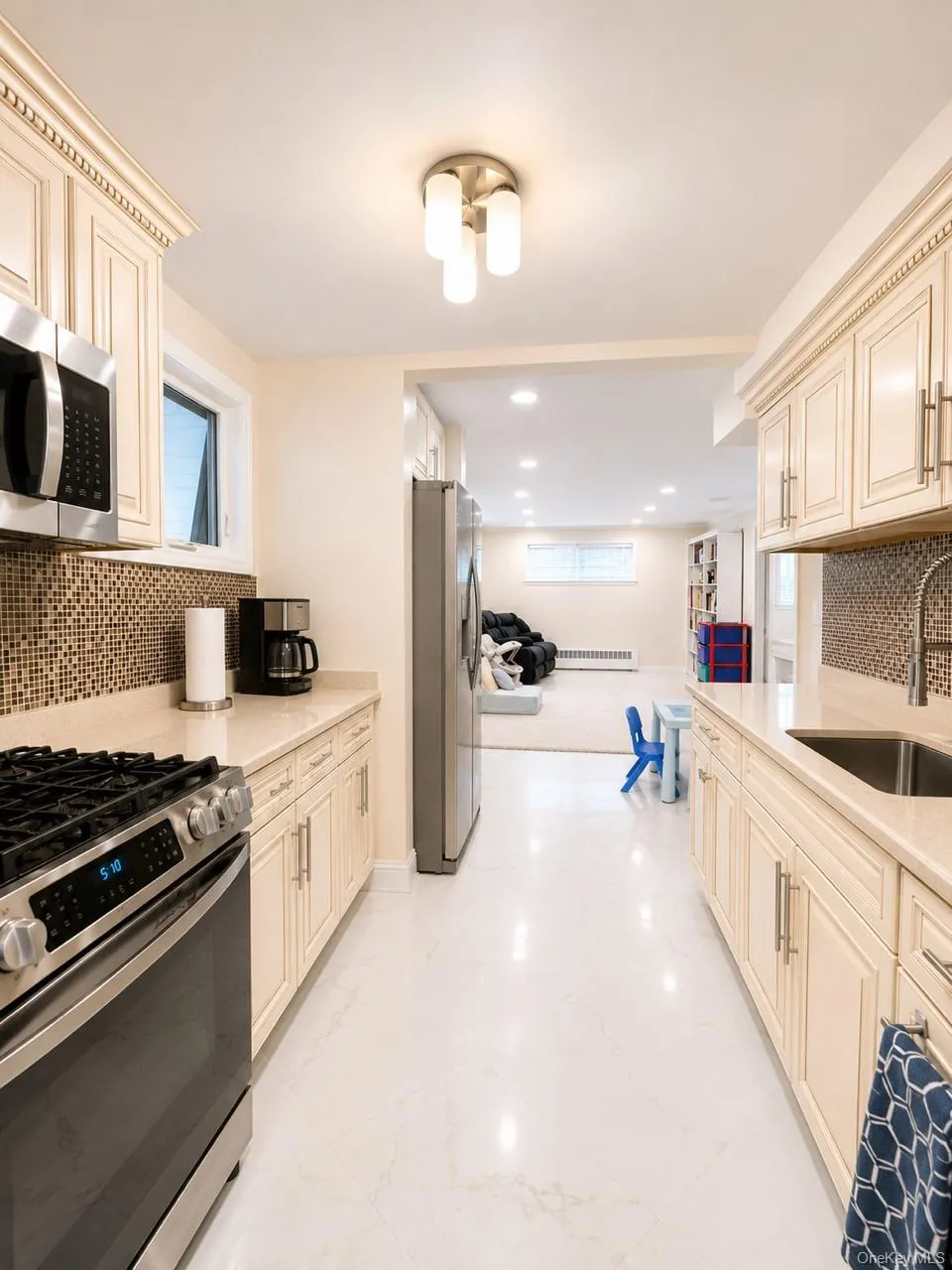 886 Woodmere Drive, Hempstead, NY, 5 Bedrooms Bedrooms, 10 Rooms Rooms,4 BathroomsBathrooms,Residential,For Rent,Woodmere,0,1025653 886 Woodmere Drive, Hempstead, NY, 5 Bedrooms Bedrooms, 10 Rooms Rooms,4 BathroomsBathrooms,Residential,For Rent,Woodmere,0,1025653
