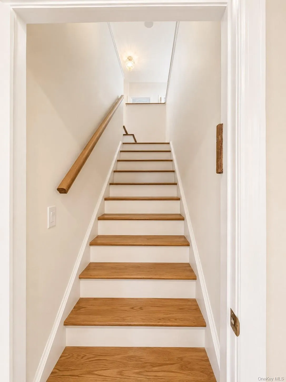 886 Woodmere Drive, Hempstead, NY, 5 Bedrooms Bedrooms, 10 Rooms Rooms,4 BathroomsBathrooms,Residential,For Rent,Woodmere,0,1025653 886 Woodmere Drive, Hempstead, NY, 5 Bedrooms Bedrooms, 10 Rooms Rooms,4 BathroomsBathrooms,Residential,For Rent,Woodmere,0,1025653