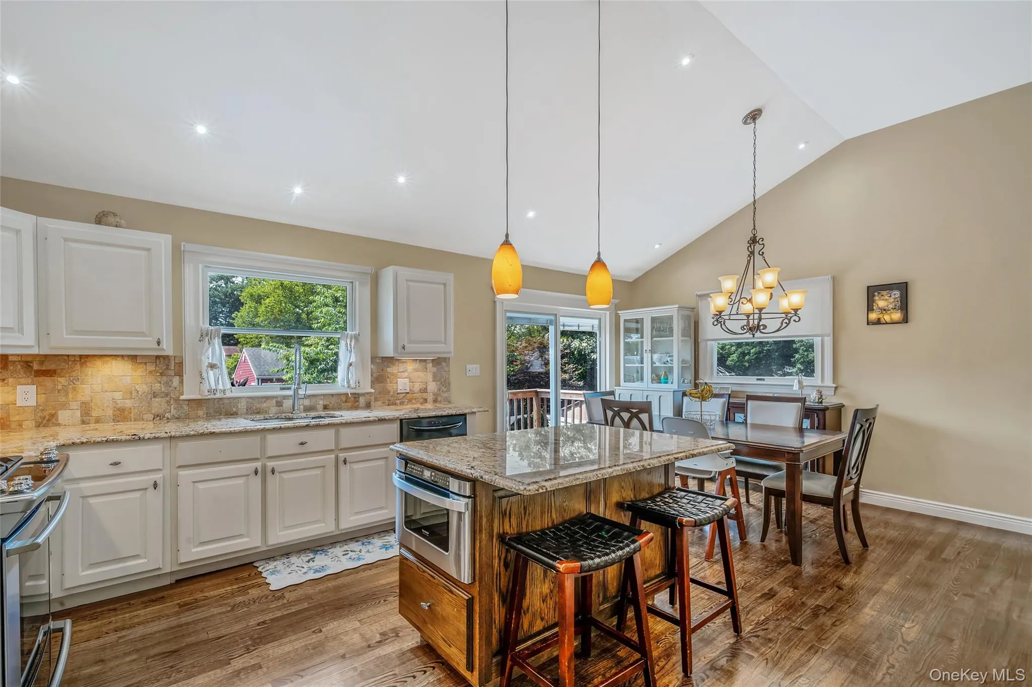 12 Alice Lane, Huntington, NY, 4 Bedrooms Bedrooms, 12 Rooms Rooms,2 BathroomsBathrooms,Residential,For Rent,Alice,0,1025655 12 Alice Lane, Huntington, NY, 4 Bedrooms Bedrooms, 12 Rooms Rooms,2 BathroomsBathrooms,Residential,For Rent,Alice,0,1025655
