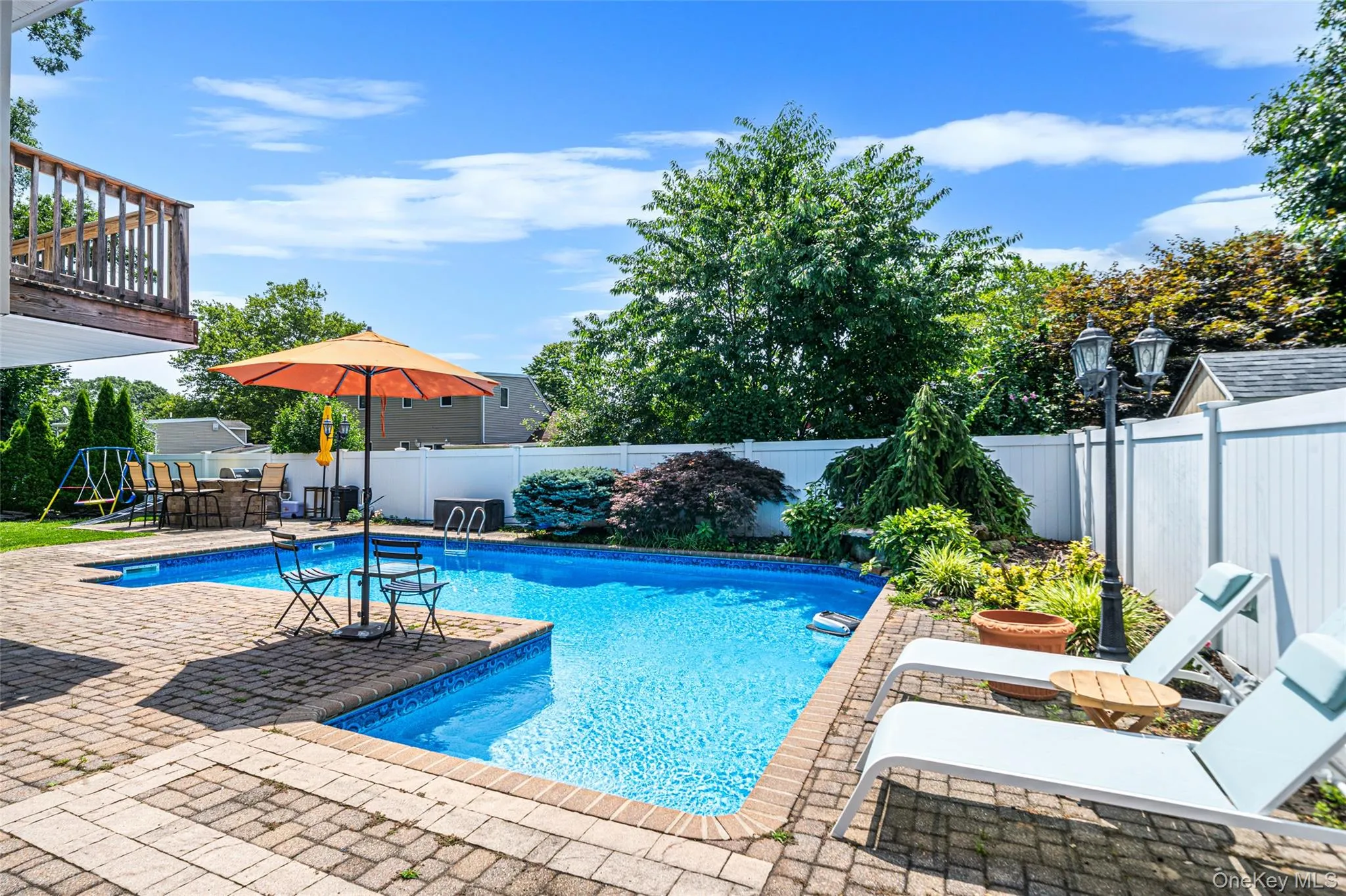 12 Alice Lane, Huntington, NY, 4 Bedrooms Bedrooms, 12 Rooms Rooms,2 BathroomsBathrooms,Residential,For Rent,Alice,0,1025655 12 Alice Lane, Huntington, NY, 4 Bedrooms Bedrooms, 12 Rooms Rooms,2 BathroomsBathrooms,Residential,For Rent,Alice,0,1025655