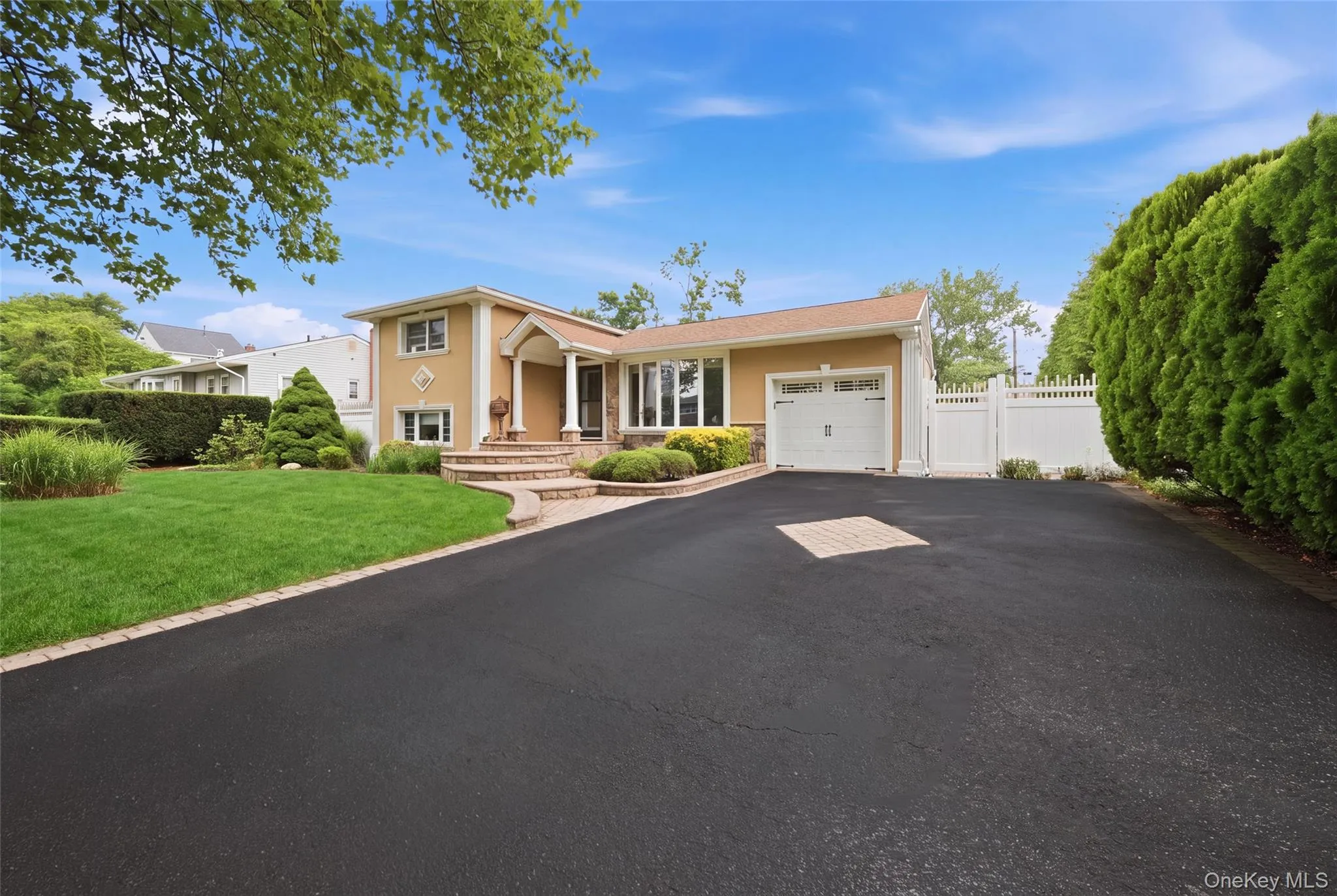 5 Delaware Avenue, Smithtown, NY, 3 Bedrooms Bedrooms, 8 Rooms Rooms,2 BathroomsBathrooms,Residential,For Rent,Delaware,0,1025656 5 Delaware Avenue, Smithtown, NY, 3 Bedrooms Bedrooms, 8 Rooms Rooms,2 BathroomsBathrooms,Residential,For Rent,Delaware,0,1025656