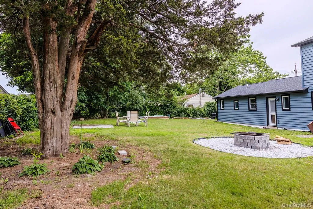 38 Tamarack Street, Islip, NY, 4 Bedrooms Bedrooms, 8 Rooms Rooms,3 BathroomsBathrooms,Residential,For Rent,Tamarack,0,1025658 38 Tamarack Street, Islip, NY, 4 Bedrooms Bedrooms, 8 Rooms Rooms,3 BathroomsBathrooms,Residential,For Rent,Tamarack,0,1025658