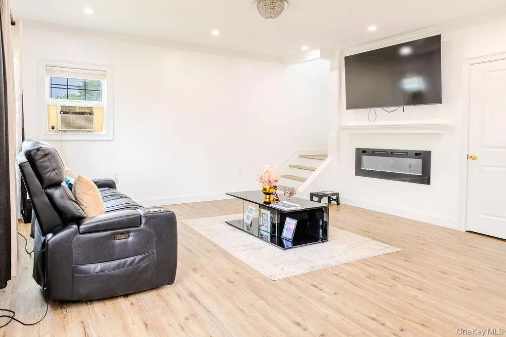 38 Tamarack Street, Islip, NY, 4 Bedrooms Bedrooms, 8 Rooms Rooms,3 BathroomsBathrooms,Residential,For Rent,Tamarack,0,1025658 38 Tamarack Street, Islip, NY, 4 Bedrooms Bedrooms, 8 Rooms Rooms,3 BathroomsBathrooms,Residential,For Rent,Tamarack,0,1025658