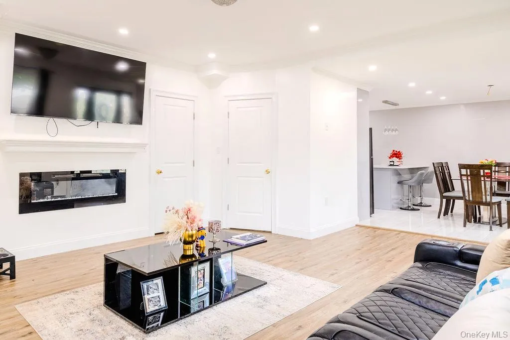 38 Tamarack Street, Islip, NY, 4 Bedrooms Bedrooms, 8 Rooms Rooms,3 BathroomsBathrooms,Residential,For Rent,Tamarack,0,1025658 38 Tamarack Street, Islip, NY, 4 Bedrooms Bedrooms, 8 Rooms Rooms,3 BathroomsBathrooms,Residential,For Rent,Tamarack,0,1025658