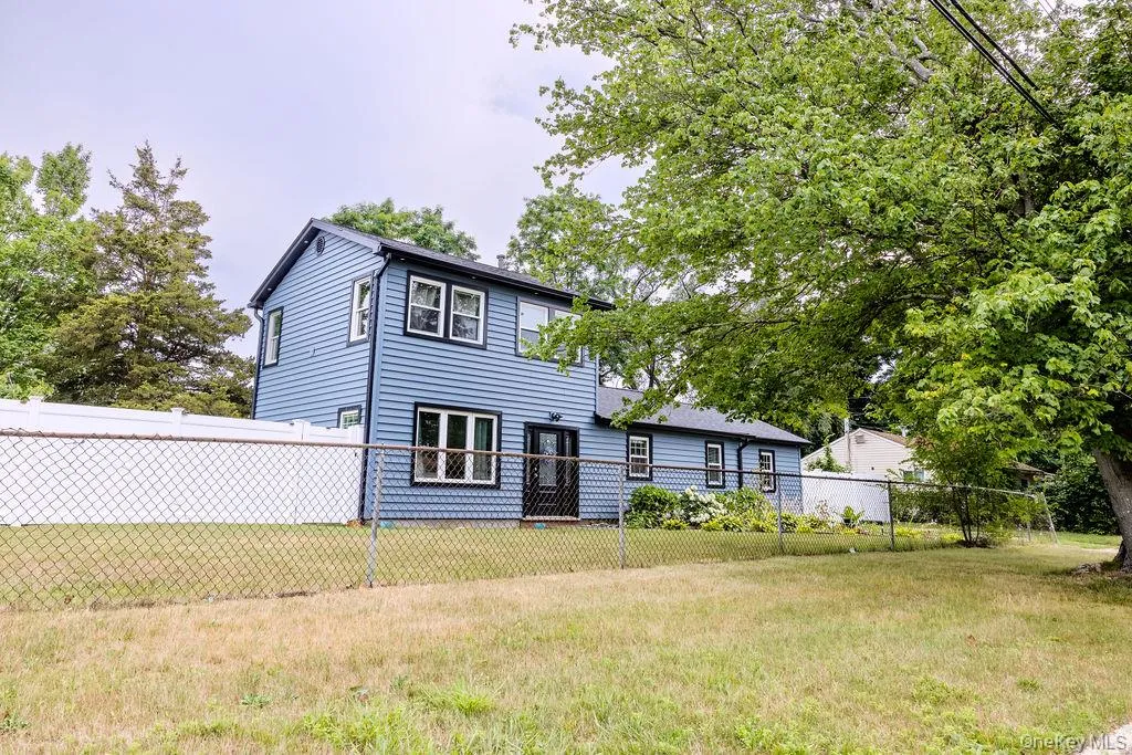 38 Tamarack Street, Islip, NY, 4 Bedrooms Bedrooms, 8 Rooms Rooms,3 BathroomsBathrooms,Residential,For Rent,Tamarack,0,1025658 38 Tamarack Street, Islip, NY, 4 Bedrooms Bedrooms, 8 Rooms Rooms,3 BathroomsBathrooms,Residential,For Rent,Tamarack,0,1025658