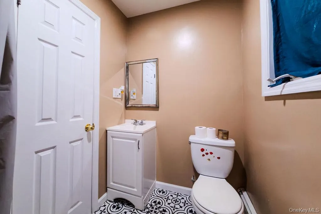 38 Tamarack Street, Islip, NY, 4 Bedrooms Bedrooms, 8 Rooms Rooms,3 BathroomsBathrooms,Residential,For Rent,Tamarack,0,1025658 38 Tamarack Street, Islip, NY, 4 Bedrooms Bedrooms, 8 Rooms Rooms,3 BathroomsBathrooms,Residential,For Rent,Tamarack,0,1025658