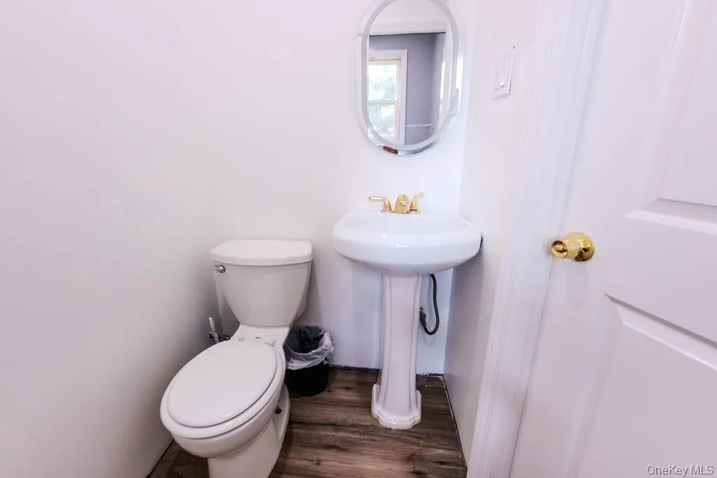 38 Tamarack Street, Islip, NY, 4 Bedrooms Bedrooms, 8 Rooms Rooms,3 BathroomsBathrooms,Residential,For Rent,Tamarack,0,1025658 38 Tamarack Street, Islip, NY, 4 Bedrooms Bedrooms, 8 Rooms Rooms,3 BathroomsBathrooms,Residential,For Rent,Tamarack,0,1025658