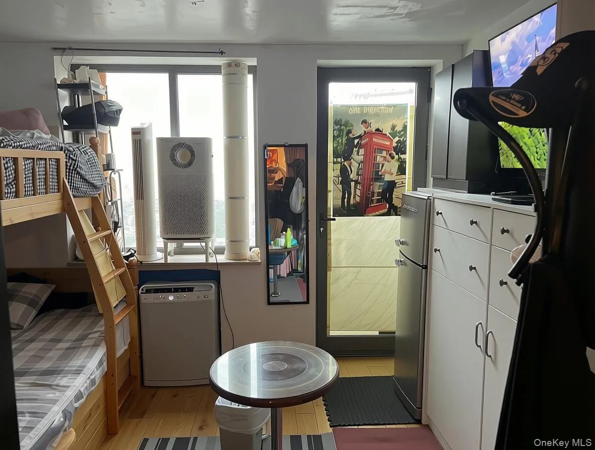 11232 38th Avenue, New York, NY, 1 Bedroom Bedrooms, 3 Rooms Rooms,1 BathroomBathrooms,Residential,For Rent,38th,0,1025659 11232 38th Avenue, New York, NY, 1 Bedroom Bedrooms, 3 Rooms Rooms,1 BathroomBathrooms,Residential,For Rent,38th,0,1025659