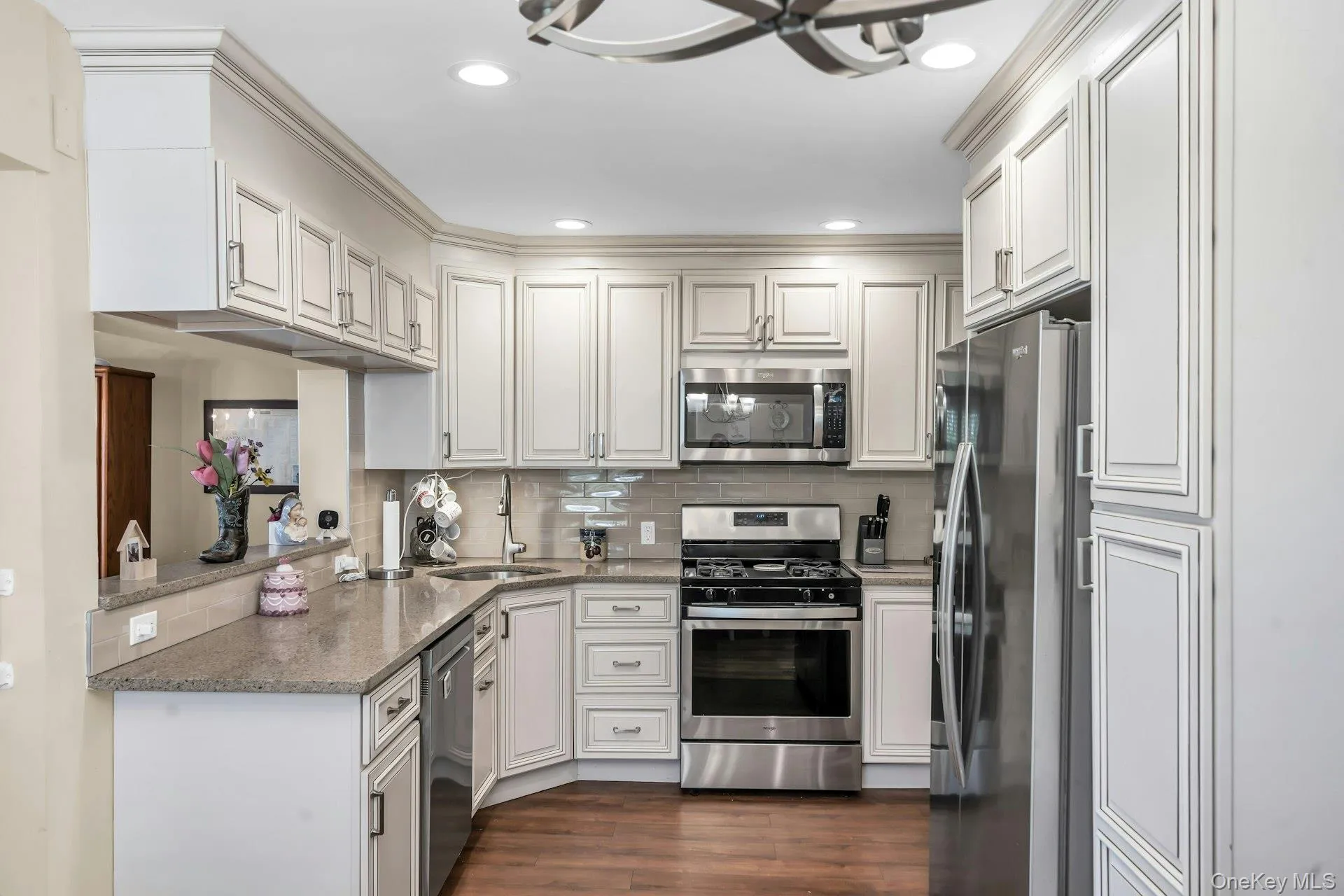 1159 Slabey Avenue, Hempstead, NY, 4 Bedrooms Bedrooms, 7 Rooms Rooms,2 BathroomsBathrooms,Residential,For Rent,Slabey,0,1025660 1159 Slabey Avenue, Hempstead, NY, 4 Bedrooms Bedrooms, 7 Rooms Rooms,2 BathroomsBathrooms,Residential,For Rent,Slabey,0,1025660