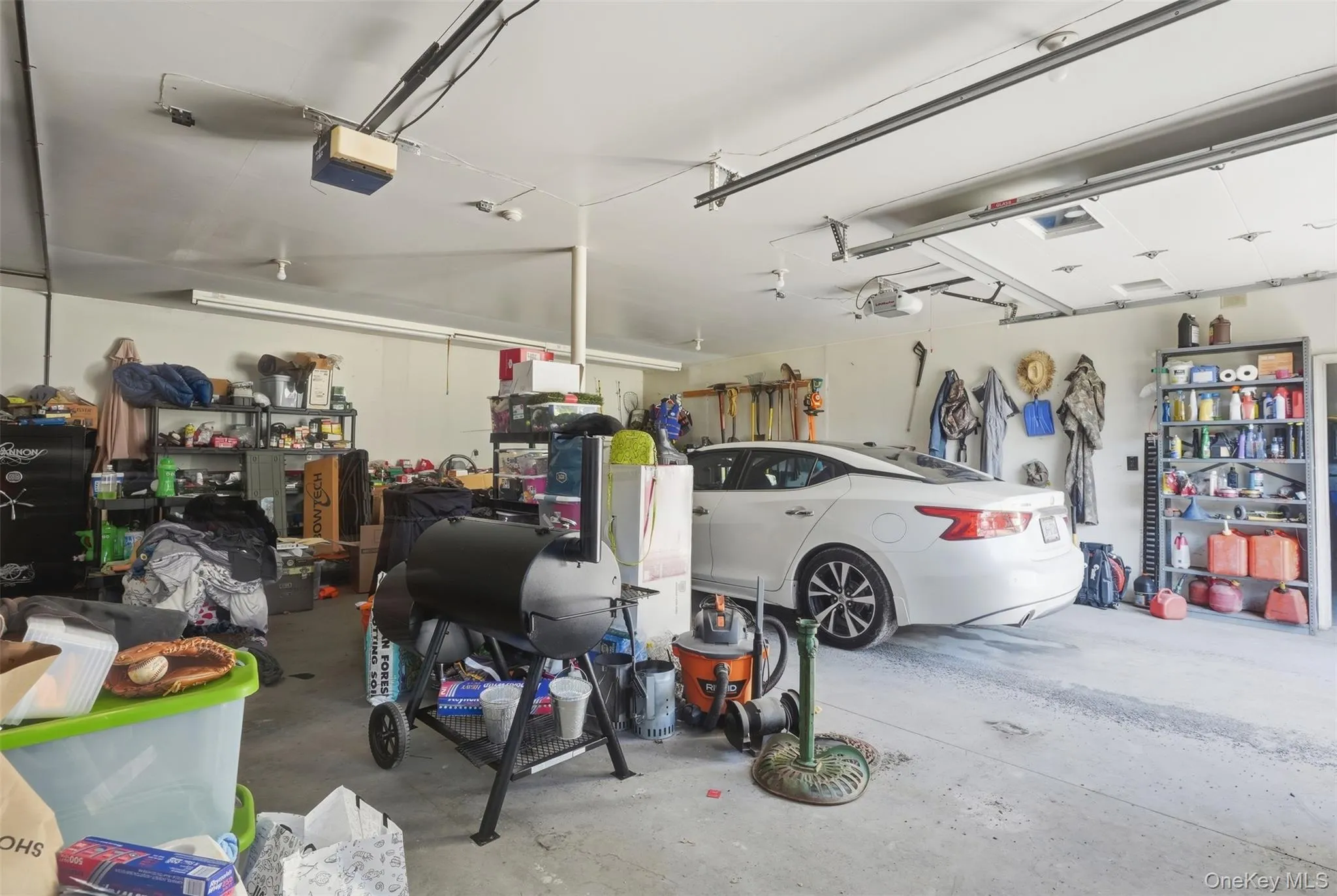 806 Peenpack Trail, Deerpark, NY, 3 Bedrooms Bedrooms, 7 Rooms Rooms,4 BathroomsBathrooms,Residential,For Rent,Peenpack,0,1025663 806 Peenpack Trail, Deerpark, NY, 3 Bedrooms Bedrooms, 7 Rooms Rooms,4 BathroomsBathrooms,Residential,For Rent,Peenpack,0,1025663