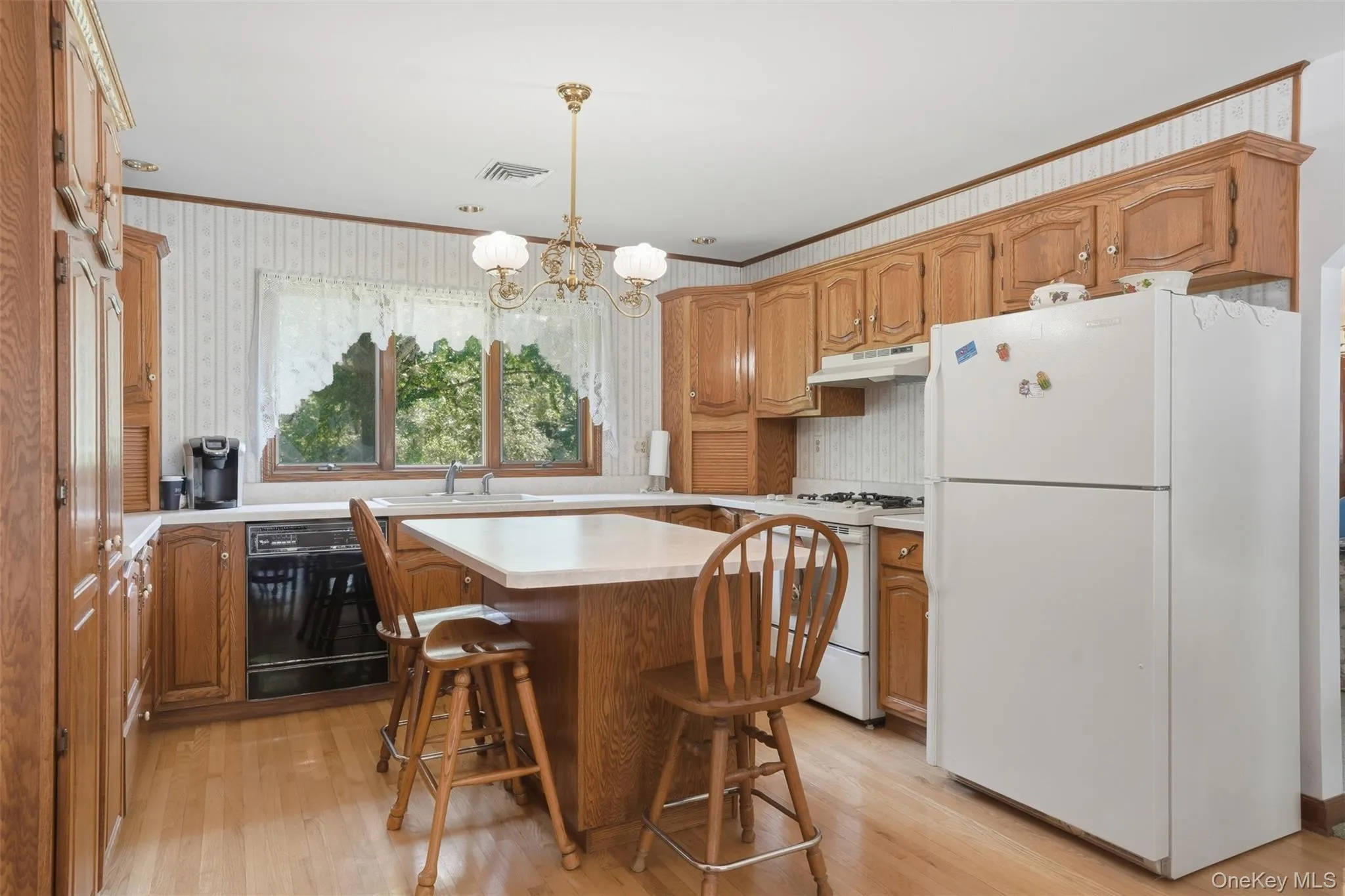 806 Peenpack Trail, Deerpark, NY, 3 Bedrooms Bedrooms, 7 Rooms Rooms,4 BathroomsBathrooms,Residential,For Rent,Peenpack,0,1025663 806 Peenpack Trail, Deerpark, NY, 3 Bedrooms Bedrooms, 7 Rooms Rooms,4 BathroomsBathrooms,Residential,For Rent,Peenpack,0,1025663