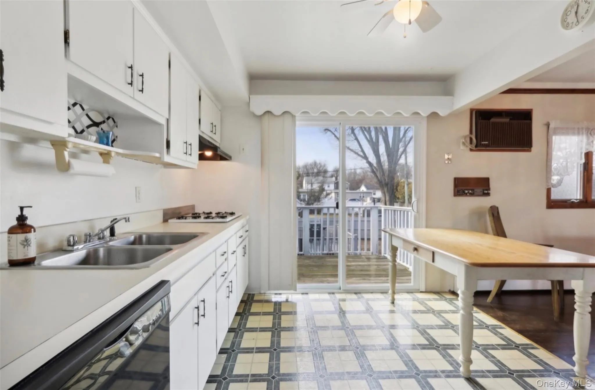 14 Lafayette Avenue, Haverstraw, NY, 4 Bedrooms Bedrooms, 10 Rooms Rooms,2 BathroomsBathrooms,Residential,For Rent,Lafayette,0,1025665 14 Lafayette Avenue, Haverstraw, NY, 4 Bedrooms Bedrooms, 10 Rooms Rooms,2 BathroomsBathrooms,Residential,For Rent,Lafayette,0,1025665
