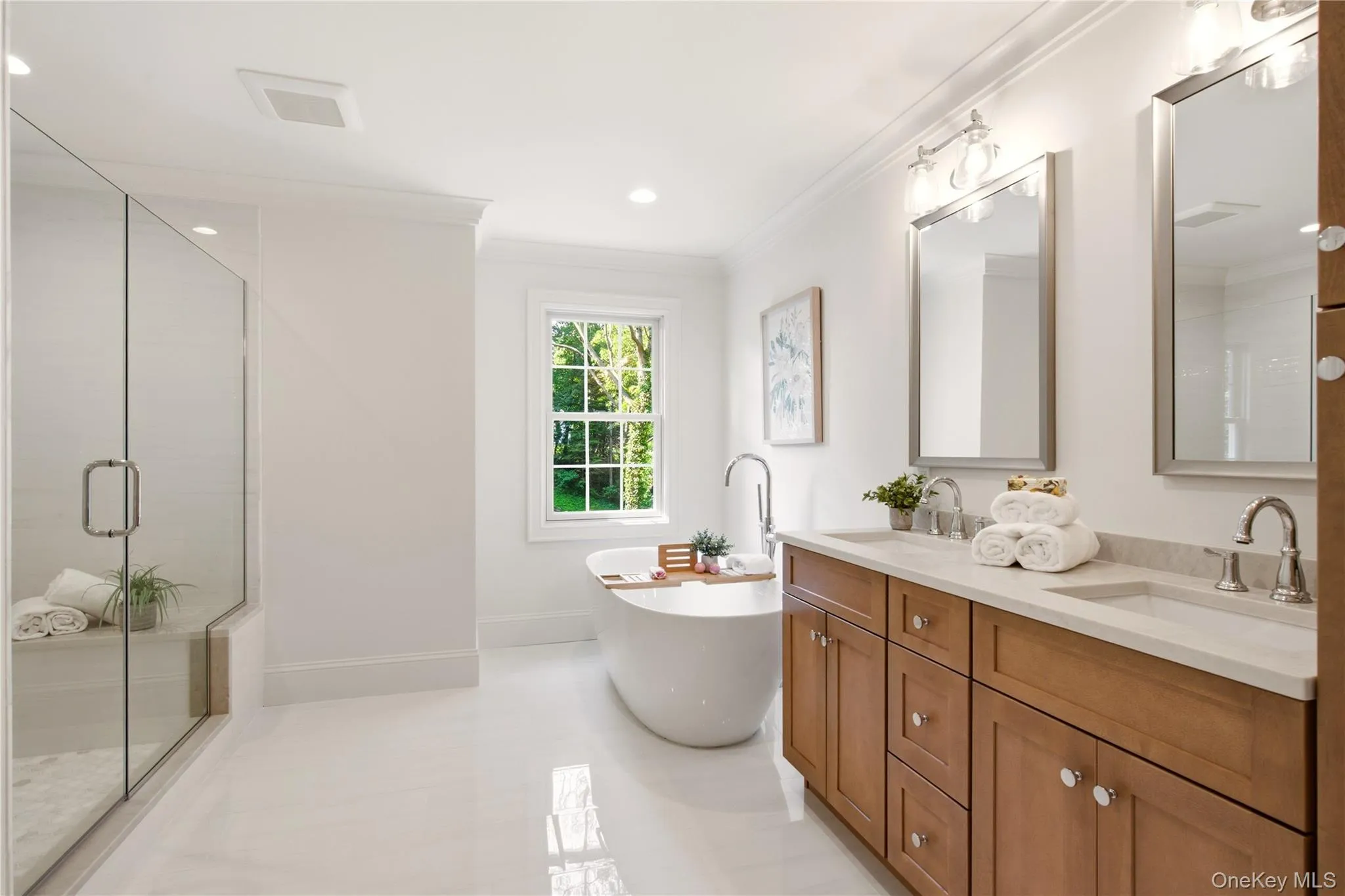 5 Glen Way, Huntington, NY, 4 Bedrooms Bedrooms, 8 Rooms Rooms,3 BathroomsBathrooms,Residential,For Rent,Glen,0,1025670 5 Glen Way, Huntington, NY, 4 Bedrooms Bedrooms, 8 Rooms Rooms,3 BathroomsBathrooms,Residential,For Rent,Glen,0,1025670