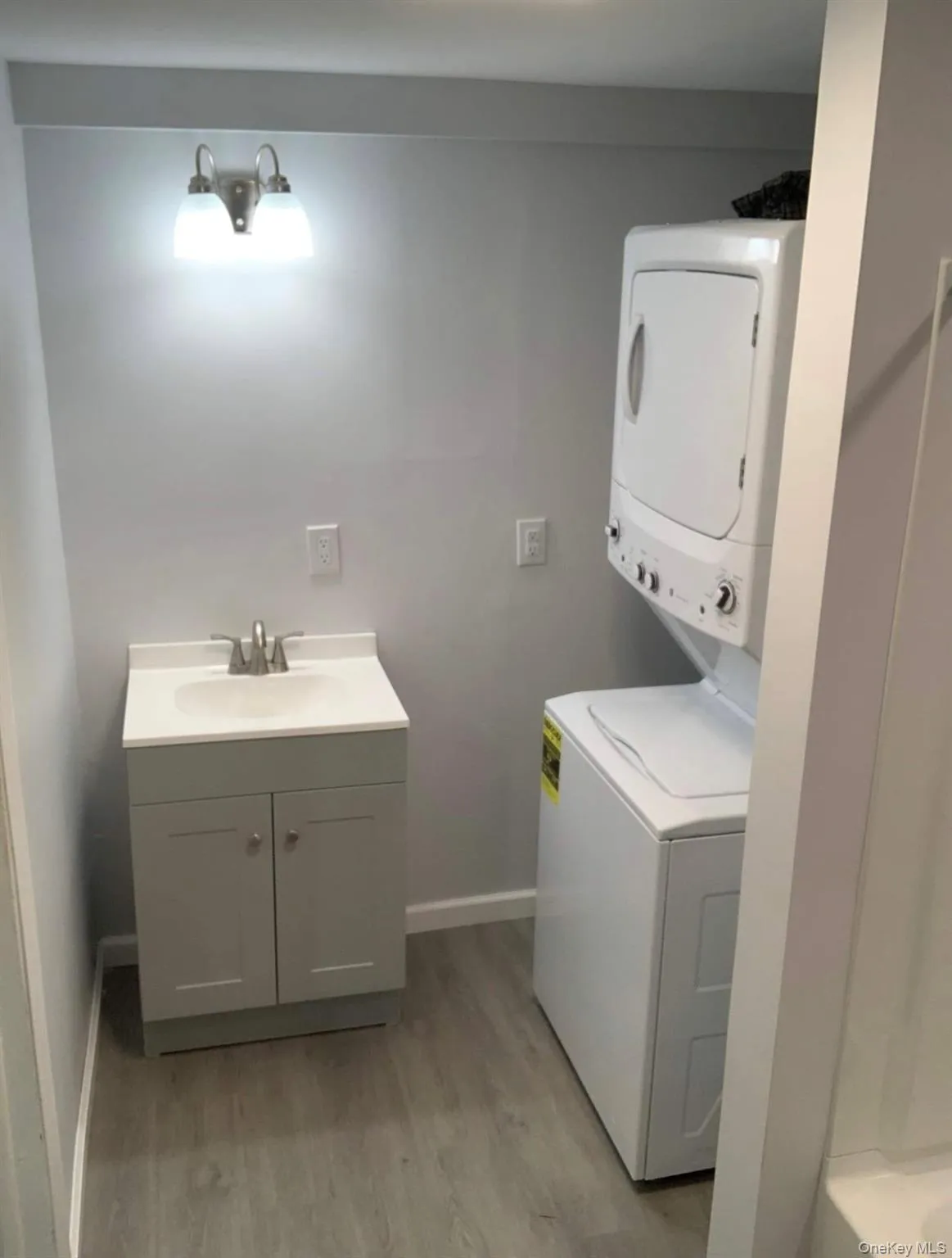 2126 State Route 17K, Montgomery, NY, 2 Bedrooms Bedrooms, 4 Rooms Rooms,1 BathroomBathrooms,Residential Lease,For Rent,State Route 17K,0,1025676 2126 State Route 17K, Montgomery, NY, 2 Bedrooms Bedrooms, 4 Rooms Rooms,1 BathroomBathrooms,Residential Lease,For Rent,State Route 17K,0,1025676
