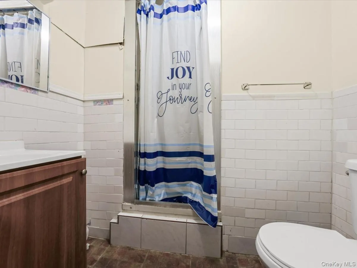 6507 181st Street, New York, NY, 4 Bedrooms Bedrooms, 7 Rooms Rooms,3 BathroomsBathrooms,Residential,For Rent,181st,0,1025679 6507 181st Street, New York, NY, 4 Bedrooms Bedrooms, 7 Rooms Rooms,3 BathroomsBathrooms,Residential,For Rent,181st,0,1025679