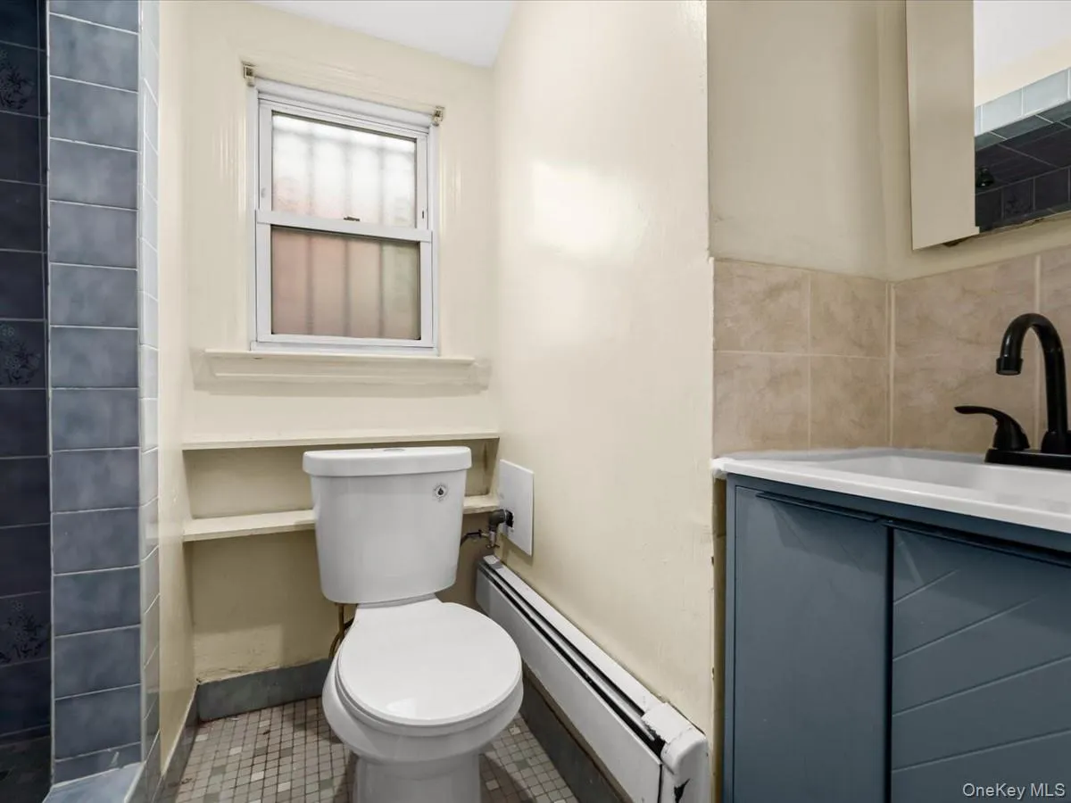 6507 181st Street, New York, NY, 4 Bedrooms Bedrooms, 7 Rooms Rooms,3 BathroomsBathrooms,Residential,For Rent,181st,0,1025679 6507 181st Street, New York, NY, 4 Bedrooms Bedrooms, 7 Rooms Rooms,3 BathroomsBathrooms,Residential,For Rent,181st,0,1025679