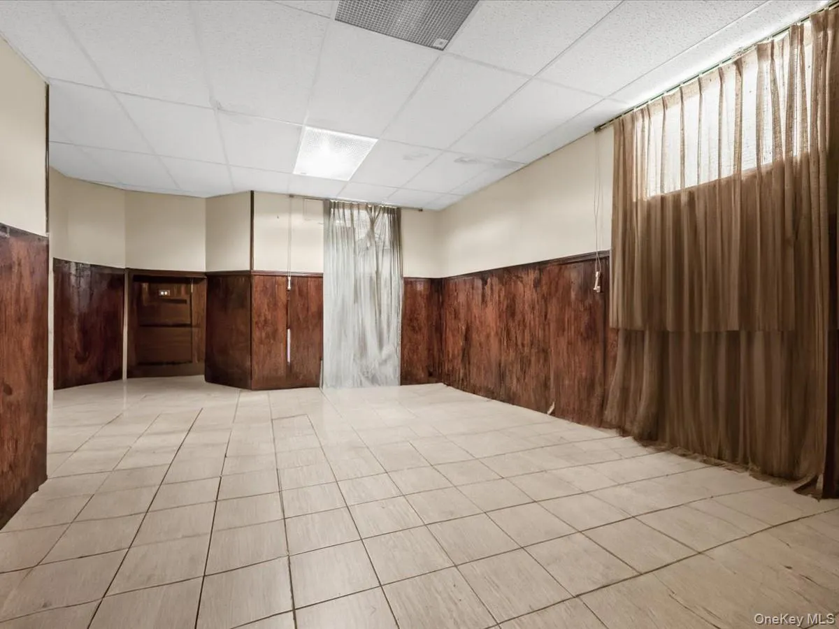 6507 181st Street, New York, NY, 4 Bedrooms Bedrooms, 7 Rooms Rooms,3 BathroomsBathrooms,Residential,For Rent,181st,0,1025679 6507 181st Street, New York, NY, 4 Bedrooms Bedrooms, 7 Rooms Rooms,3 BathroomsBathrooms,Residential,For Rent,181st,0,1025679