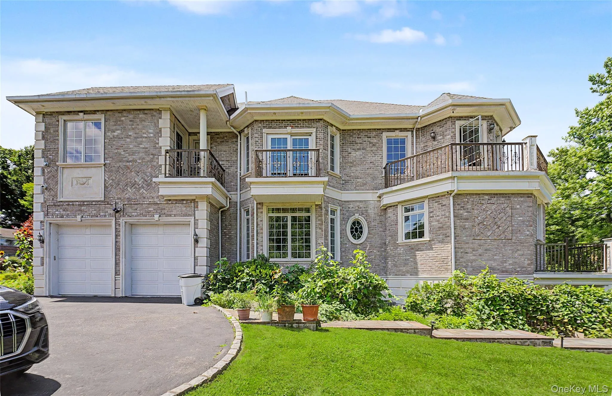 17 lake Road, North Hempstead, NY, 8 Bedrooms Bedrooms, 12 Rooms Rooms,7 BathroomsBathrooms,Residential,For Rent,lake,0,1025682 17 lake Road, North Hempstead, NY, 8 Bedrooms Bedrooms, 12 Rooms Rooms,7 BathroomsBathrooms,Residential,For Rent,lake,0,1025682