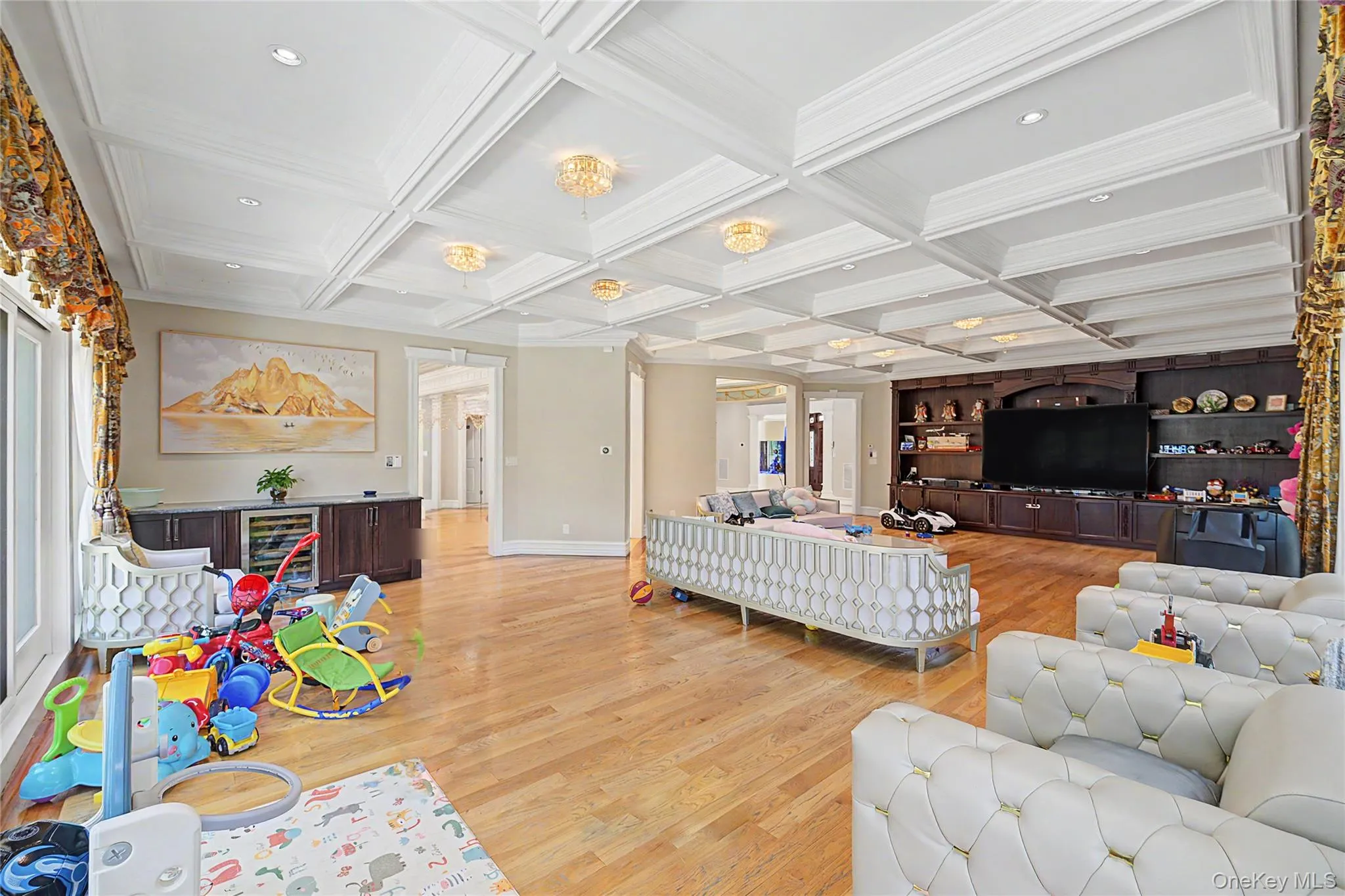 17 lake Road, North Hempstead, NY, 8 Bedrooms Bedrooms, 12 Rooms Rooms,7 BathroomsBathrooms,Residential,For Rent,lake,0,1025682 17 lake Road, North Hempstead, NY, 8 Bedrooms Bedrooms, 12 Rooms Rooms,7 BathroomsBathrooms,Residential,For Rent,lake,0,1025682