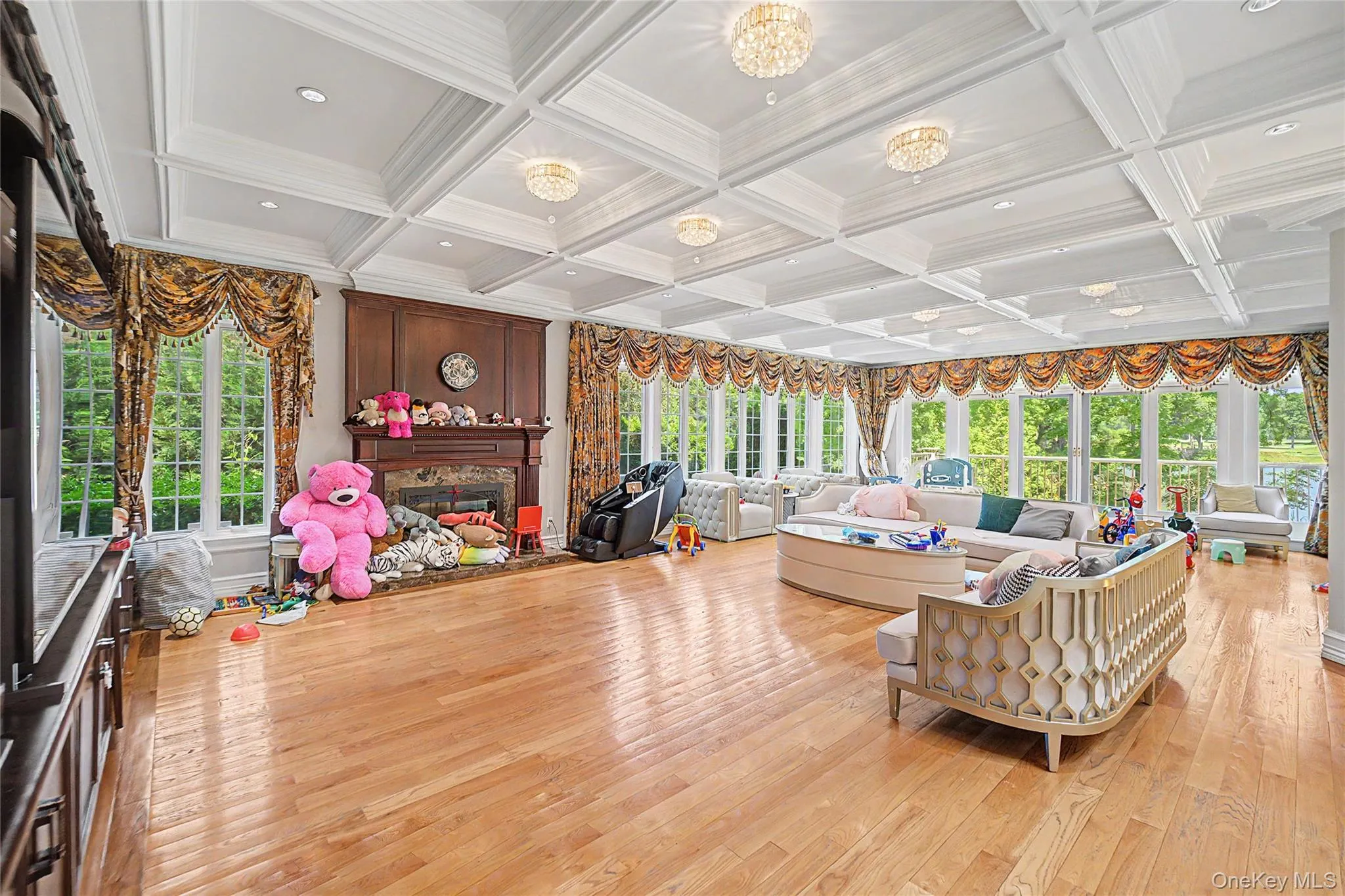 17 lake Road, North Hempstead, NY, 8 Bedrooms Bedrooms, 12 Rooms Rooms,7 BathroomsBathrooms,Residential,For Rent,lake,0,1025682 17 lake Road, North Hempstead, NY, 8 Bedrooms Bedrooms, 12 Rooms Rooms,7 BathroomsBathrooms,Residential,For Rent,lake,0,1025682