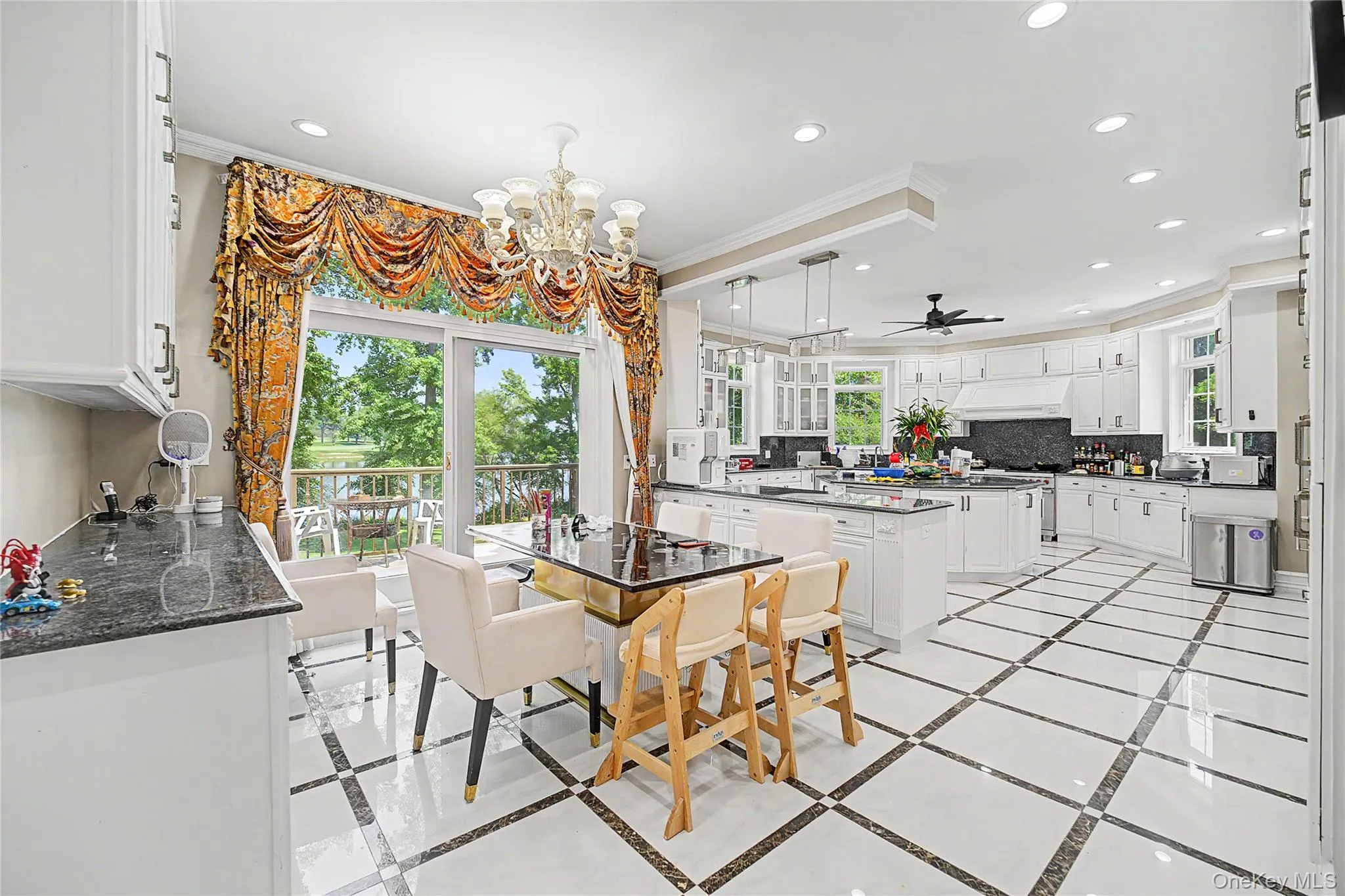 17 lake Road, North Hempstead, NY, 8 Bedrooms Bedrooms, 12 Rooms Rooms,7 BathroomsBathrooms,Residential,For Rent,lake,0,1025682 17 lake Road, North Hempstead, NY, 8 Bedrooms Bedrooms, 12 Rooms Rooms,7 BathroomsBathrooms,Residential,For Rent,lake,0,1025682