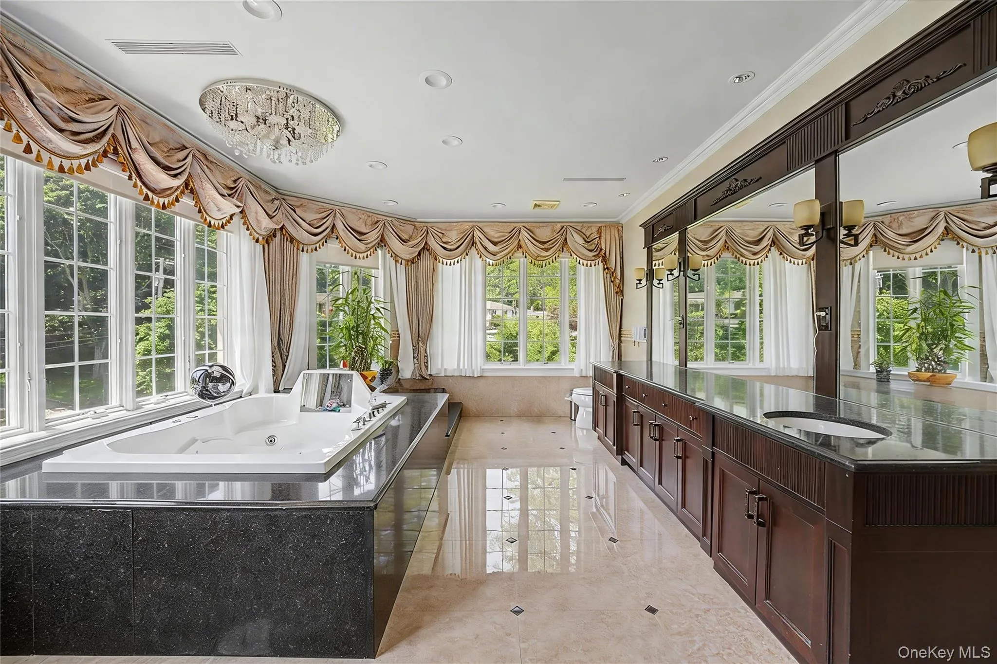 17 lake Road, North Hempstead, NY, 8 Bedrooms Bedrooms, 12 Rooms Rooms,7 BathroomsBathrooms,Residential,For Rent,lake,0,1025682 17 lake Road, North Hempstead, NY, 8 Bedrooms Bedrooms, 12 Rooms Rooms,7 BathroomsBathrooms,Residential,For Rent,lake,0,1025682