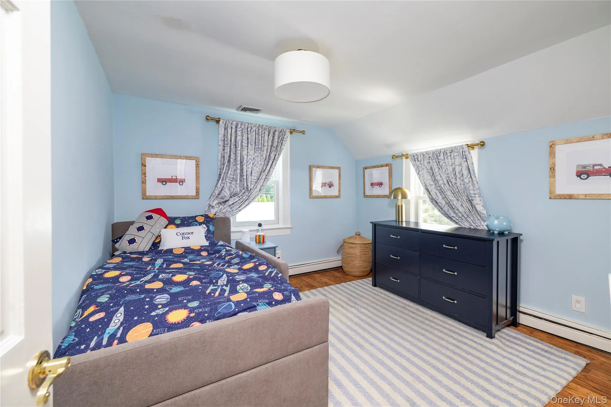 Good Size Bedroom Good Size Bedroom