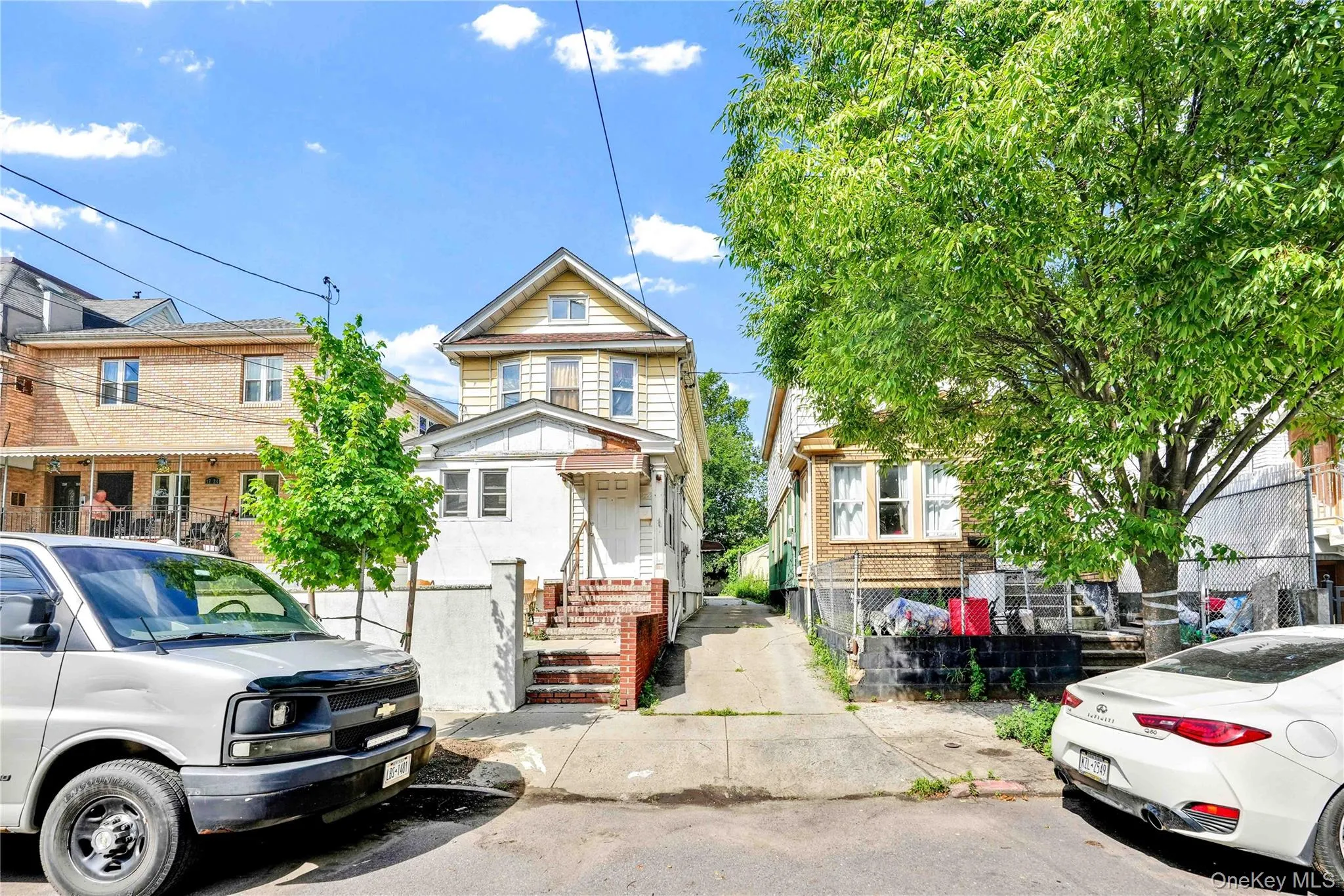 9720 Remington Street, New York, NY, 3 Bedrooms Bedrooms, 6 Rooms Rooms,1 BathroomBathrooms,Residential,For Rent,Remington,0,1025686 9720 Remington Street, New York, NY, 3 Bedrooms Bedrooms, 6 Rooms Rooms,1 BathroomBathrooms,Residential,For Rent,Remington,0,1025686