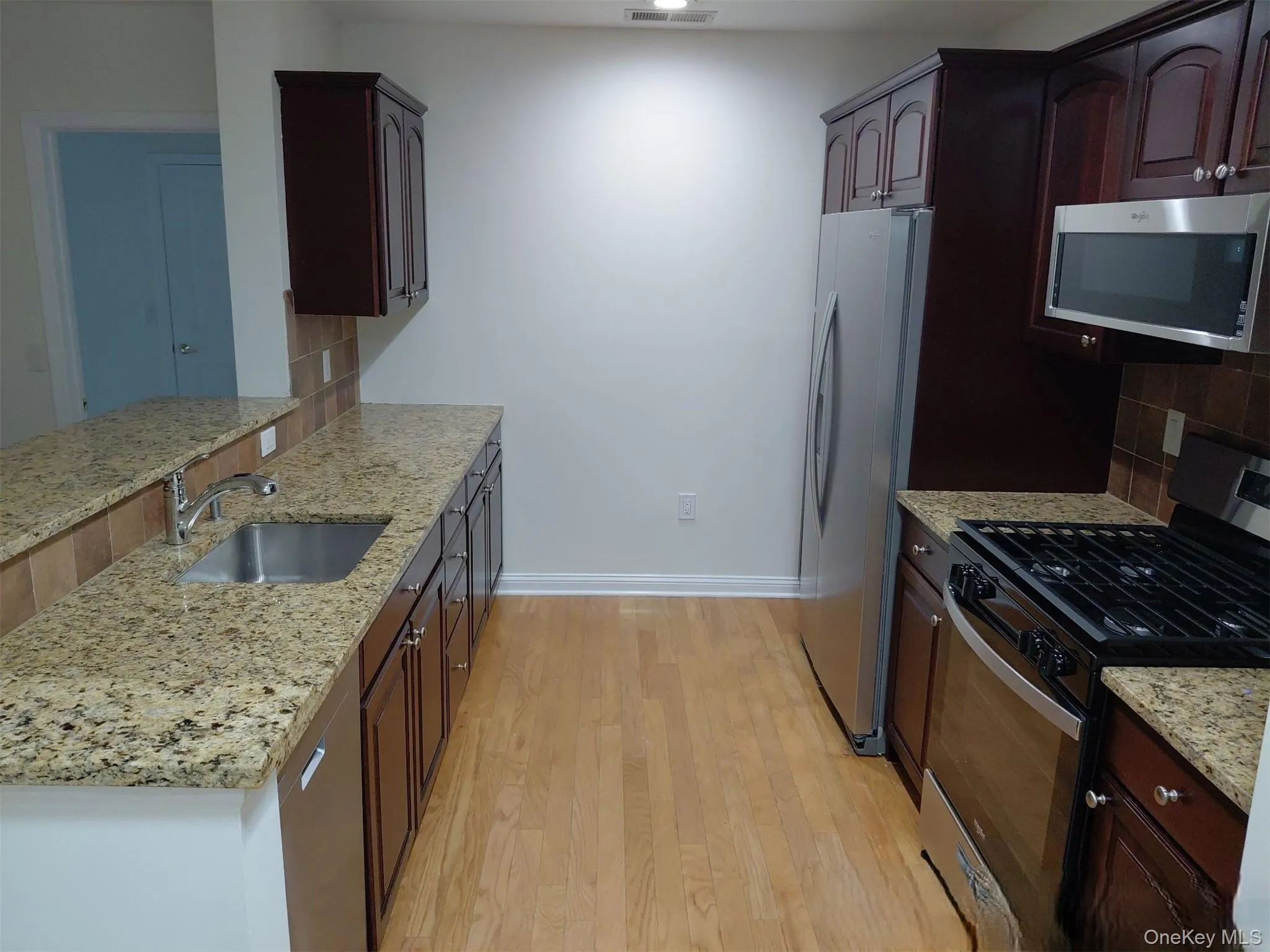3109 Leeward Drive, Haverstraw, NY, 2 Bedrooms Bedrooms, 5 Rooms Rooms,2 BathroomsBathrooms,Residential,For Rent,Leeward,0,1025687 3109 Leeward Drive, Haverstraw, NY, 2 Bedrooms Bedrooms, 5 Rooms Rooms,2 BathroomsBathrooms,Residential,For Rent,Leeward,0,1025687