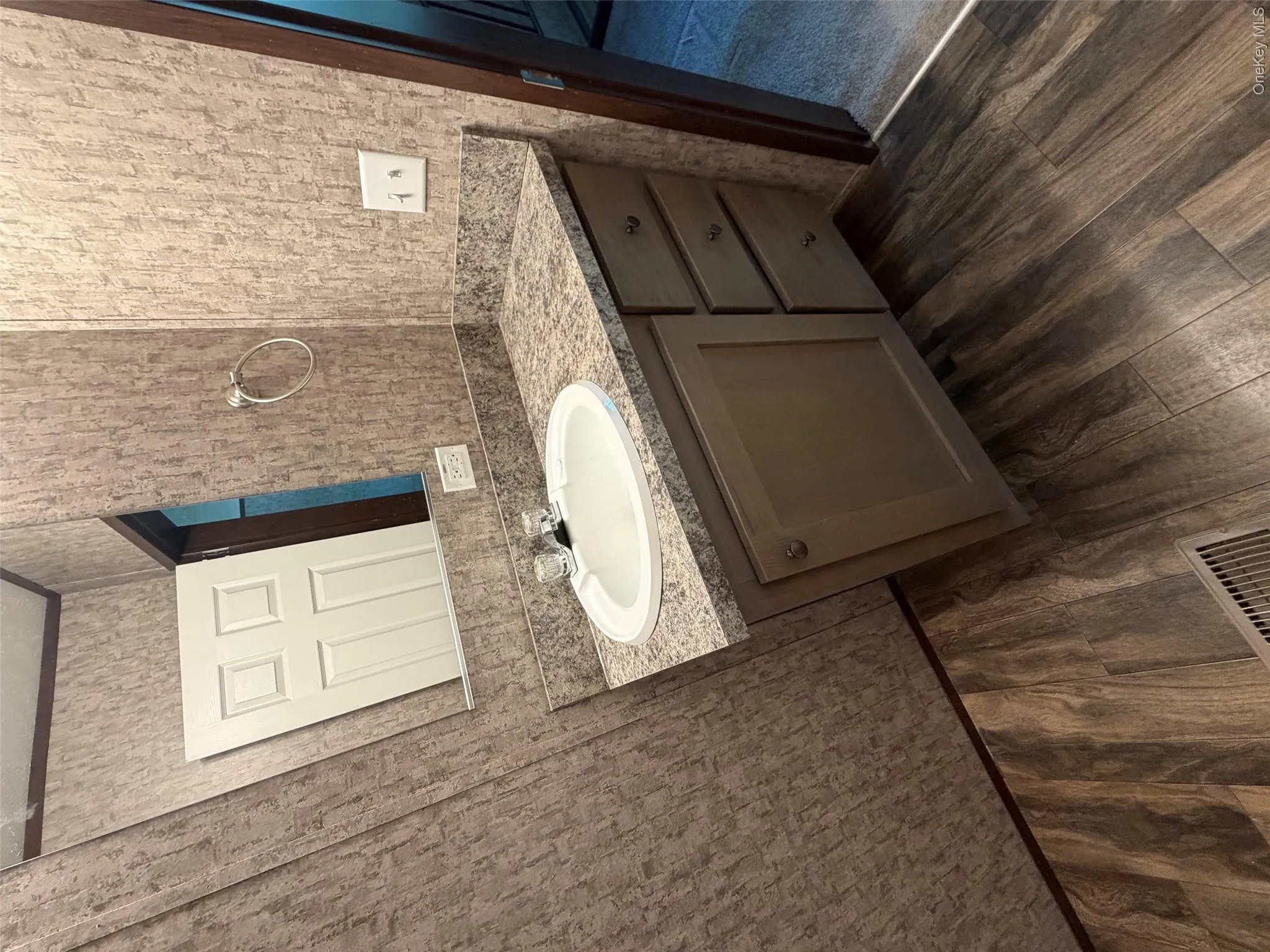 655 Samsonville Road, Rochester, NY, 3 Bedrooms Bedrooms, 7 Rooms Rooms,2 BathroomsBathrooms,Residential,For Rent,Samsonville,0,1025692 655 Samsonville Road, Rochester, NY, 3 Bedrooms Bedrooms, 7 Rooms Rooms,2 BathroomsBathrooms,Residential,For Rent,Samsonville,0,1025692