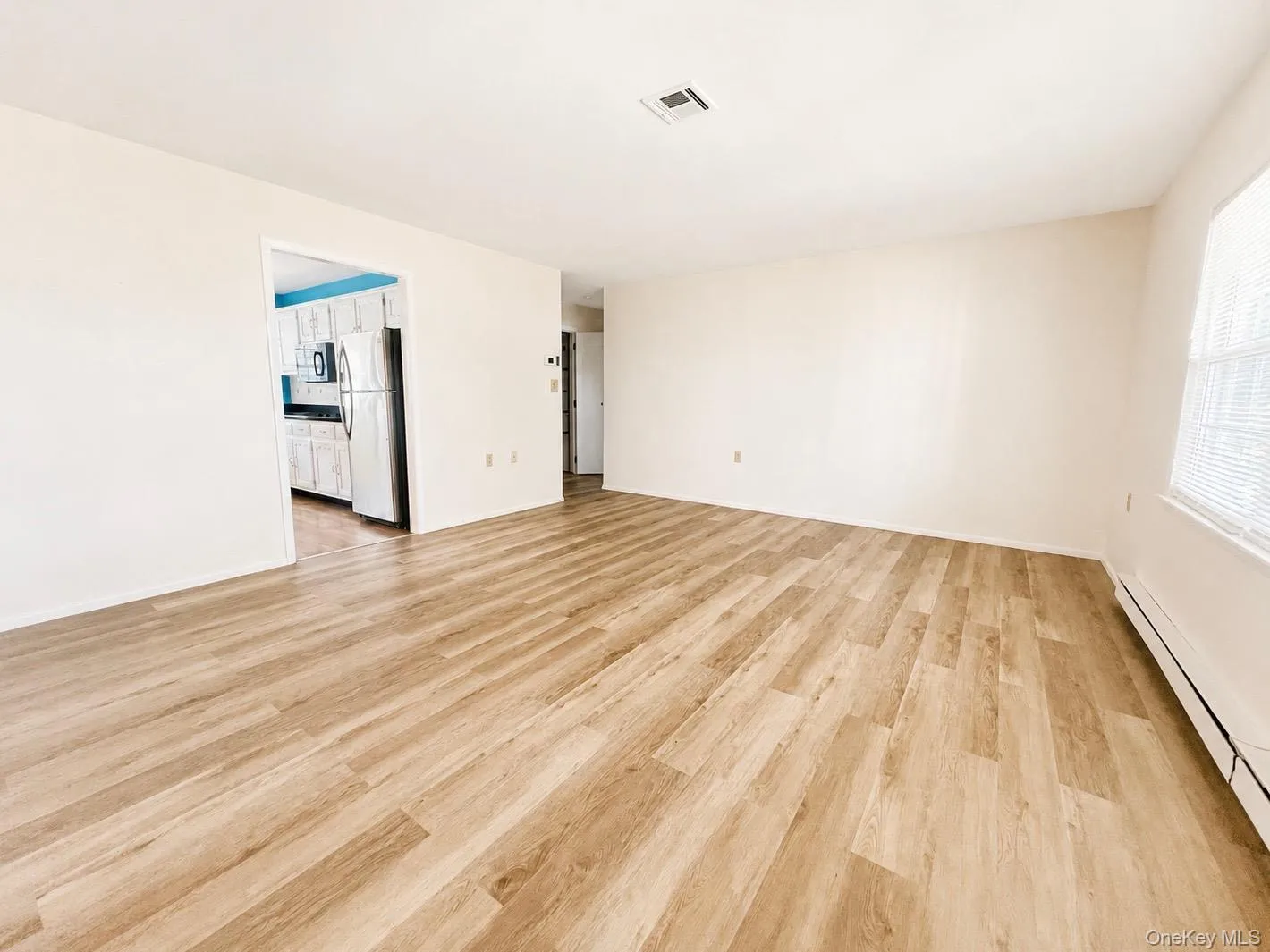66 Enfield Court, Brookhaven, NY, 2 Bedrooms Bedrooms, 5 Rooms Rooms,1 BathroomBathrooms,Residential,For Rent,Enfield,0,1025693 66 Enfield Court, Brookhaven, NY, 2 Bedrooms Bedrooms, 5 Rooms Rooms,1 BathroomBathrooms,Residential,For Rent,Enfield,0,1025693