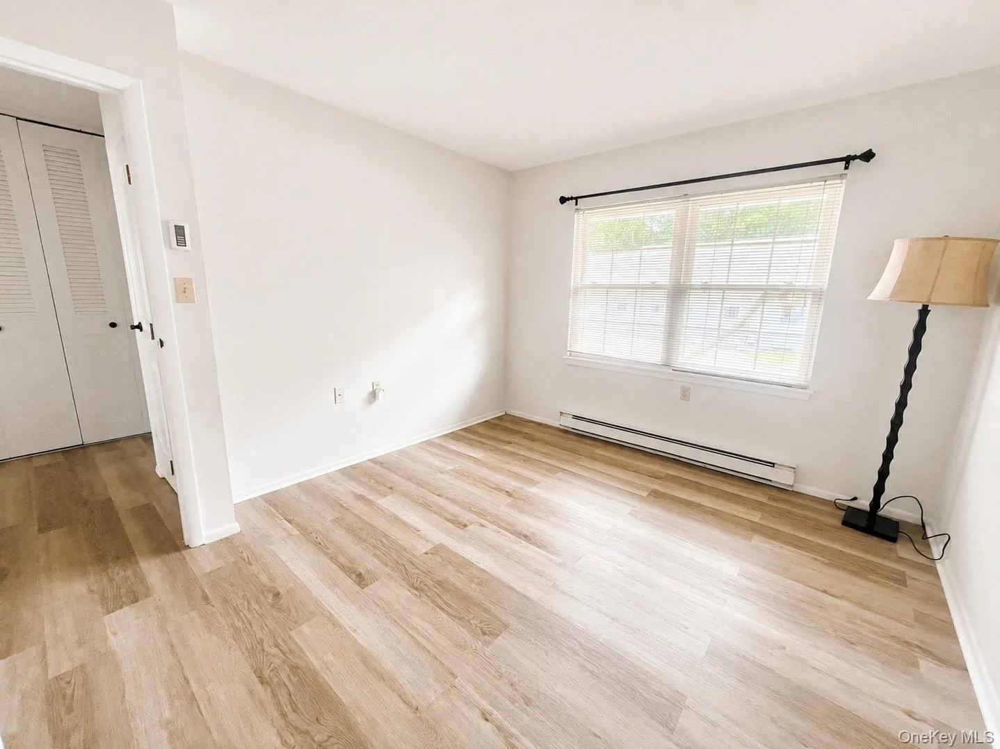 66 Enfield Court, Brookhaven, NY, 2 Bedrooms Bedrooms, 5 Rooms Rooms,1 BathroomBathrooms,Residential,For Rent,Enfield,0,1025693 66 Enfield Court, Brookhaven, NY, 2 Bedrooms Bedrooms, 5 Rooms Rooms,1 BathroomBathrooms,Residential,For Rent,Enfield,0,1025693