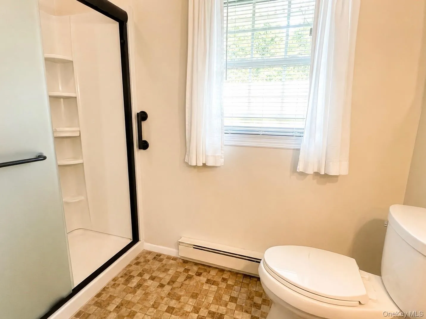 66 Enfield Court, Brookhaven, NY, 2 Bedrooms Bedrooms, 5 Rooms Rooms,1 BathroomBathrooms,Residential,For Rent,Enfield,0,1025693 66 Enfield Court, Brookhaven, NY, 2 Bedrooms Bedrooms, 5 Rooms Rooms,1 BathroomBathrooms,Residential,For Rent,Enfield,0,1025693