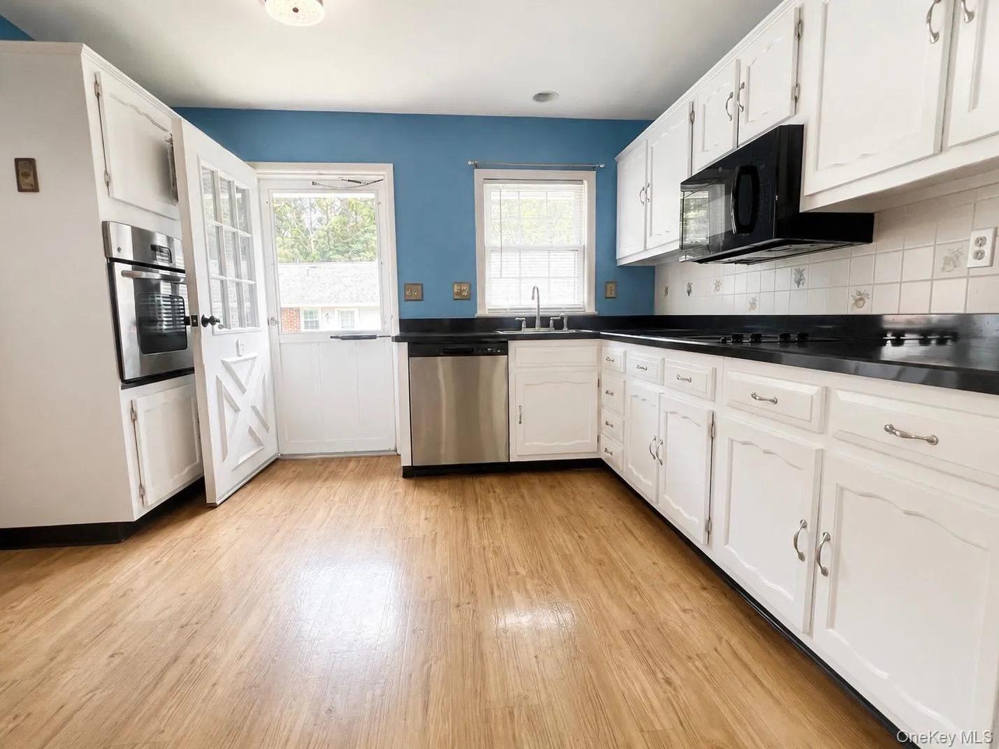 66 Enfield Court, Brookhaven, NY, 2 Bedrooms Bedrooms, 5 Rooms Rooms,1 BathroomBathrooms,Residential,For Rent,Enfield,0,1025693 66 Enfield Court, Brookhaven, NY, 2 Bedrooms Bedrooms, 5 Rooms Rooms,1 BathroomBathrooms,Residential,For Rent,Enfield,0,1025693
