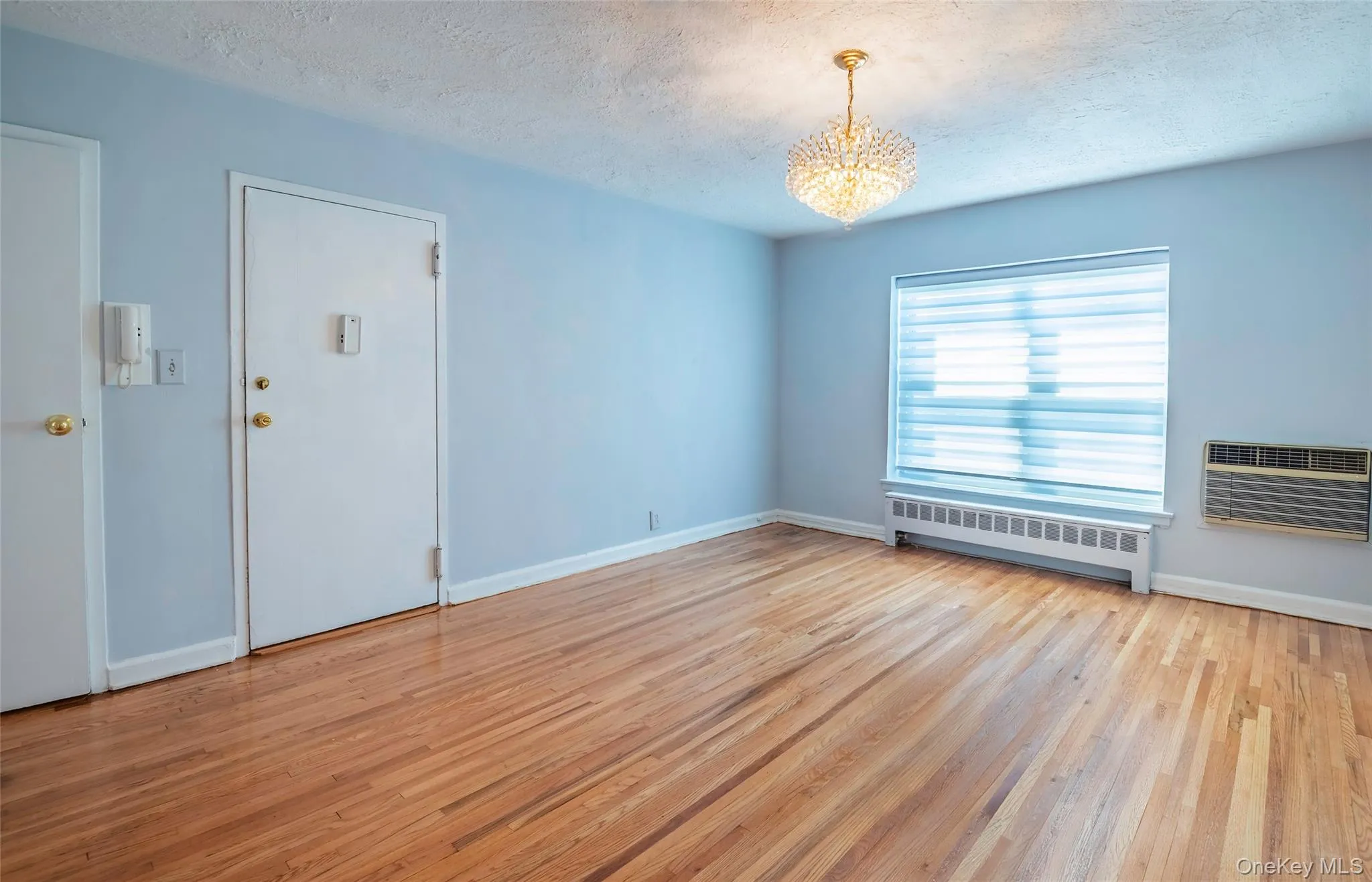 221 Middle Neck Road, North Hempstead, NY, 1 Bedroom Bedrooms, 4 Rooms Rooms,1 BathroomBathrooms,Residential,For Rent,Middle Neck,0,1025695 221 Middle Neck Road, North Hempstead, NY, 1 Bedroom Bedrooms, 4 Rooms Rooms,1 BathroomBathrooms,Residential,For Rent,Middle Neck,0,1025695