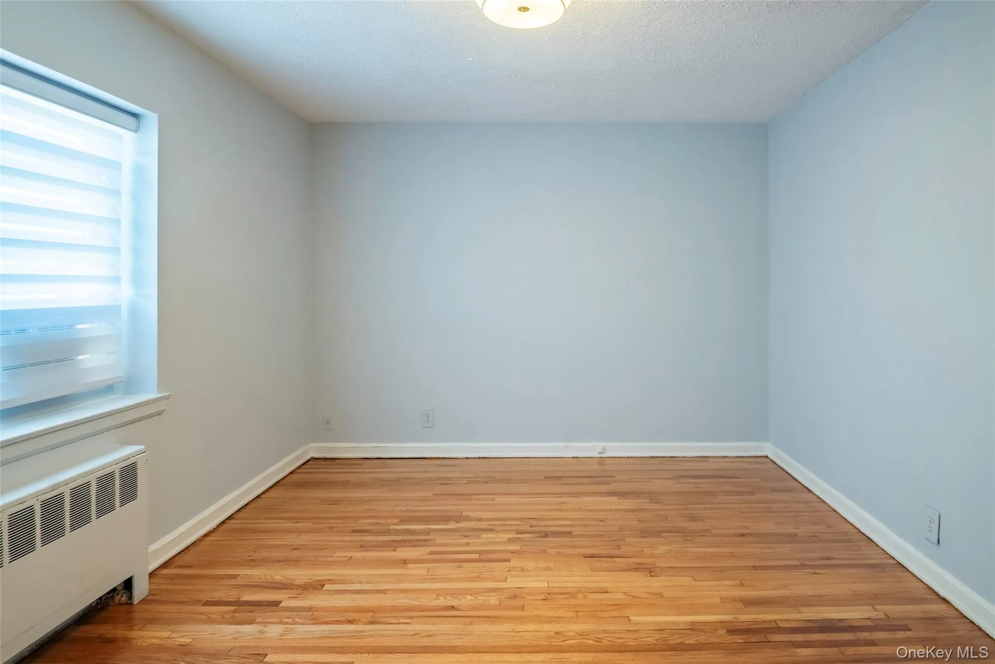 221 Middle Neck Road, North Hempstead, NY, 1 Bedroom Bedrooms, 4 Rooms Rooms,1 BathroomBathrooms,Residential,For Rent,Middle Neck,0,1025695 221 Middle Neck Road, North Hempstead, NY, 1 Bedroom Bedrooms, 4 Rooms Rooms,1 BathroomBathrooms,Residential,For Rent,Middle Neck,0,1025695