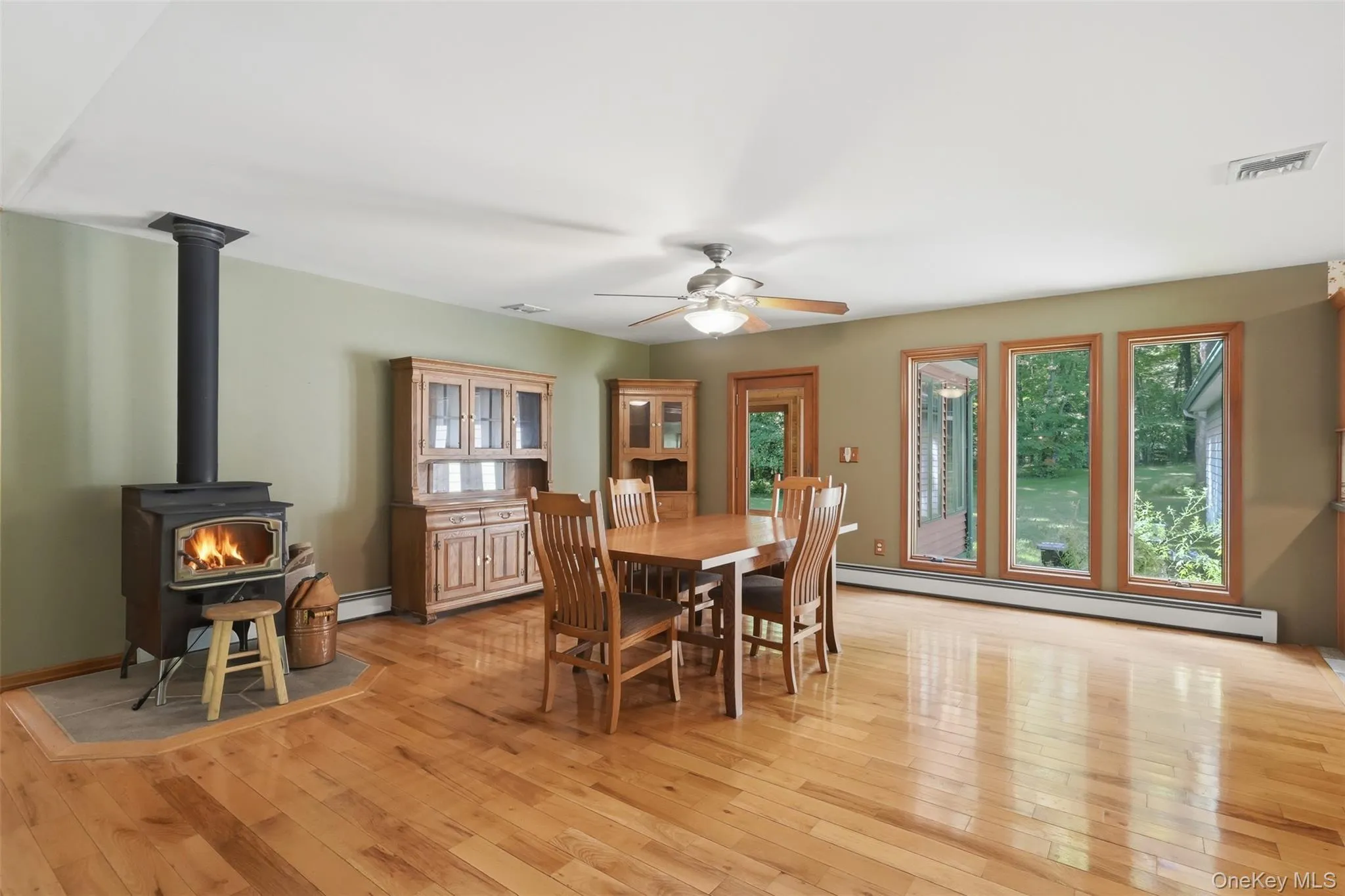 68 Bowen Road, Warwick (town), NY, 3 Bedrooms Bedrooms, 7 Rooms Rooms,2 BathroomsBathrooms,Residential,For Rent,Bowen,0,1025697 68 Bowen Road, Warwick (town), NY, 3 Bedrooms Bedrooms, 7 Rooms Rooms,2 BathroomsBathrooms,Residential,For Rent,Bowen,0,1025697