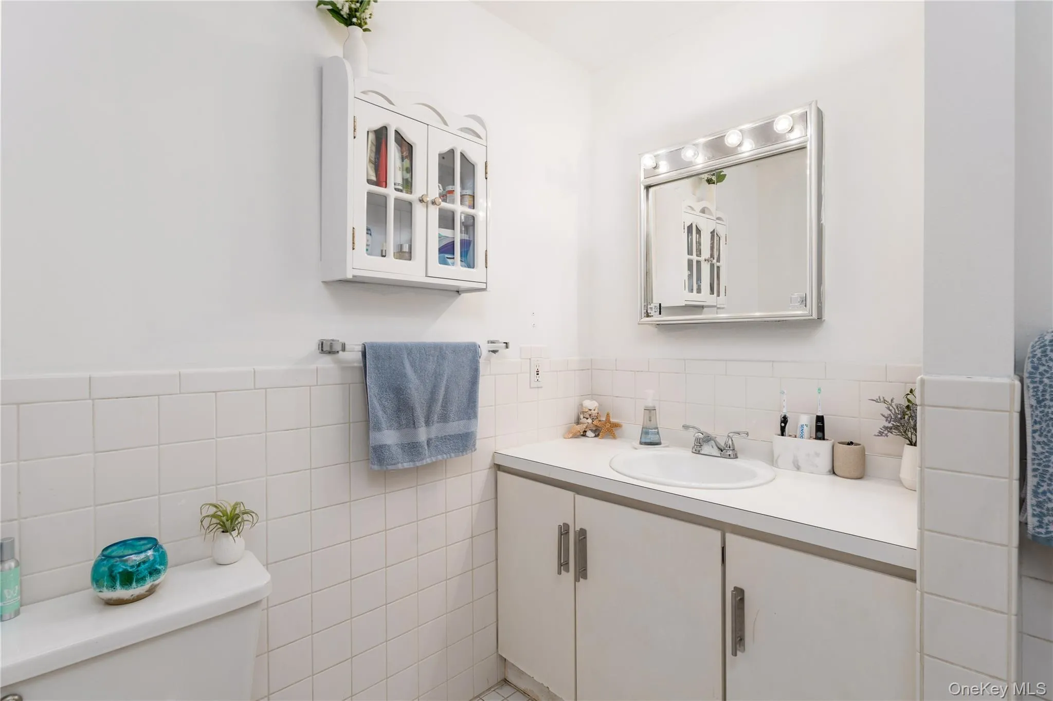 15 Fairfields Court, Huntington, NY, 4 Bedrooms Bedrooms, 8 Rooms Rooms,3 BathroomsBathrooms,Residential,For Rent,Fairfields,0,1025698 15 Fairfields Court, Huntington, NY, 4 Bedrooms Bedrooms, 8 Rooms Rooms,3 BathroomsBathrooms,Residential,For Rent,Fairfields,0,1025698