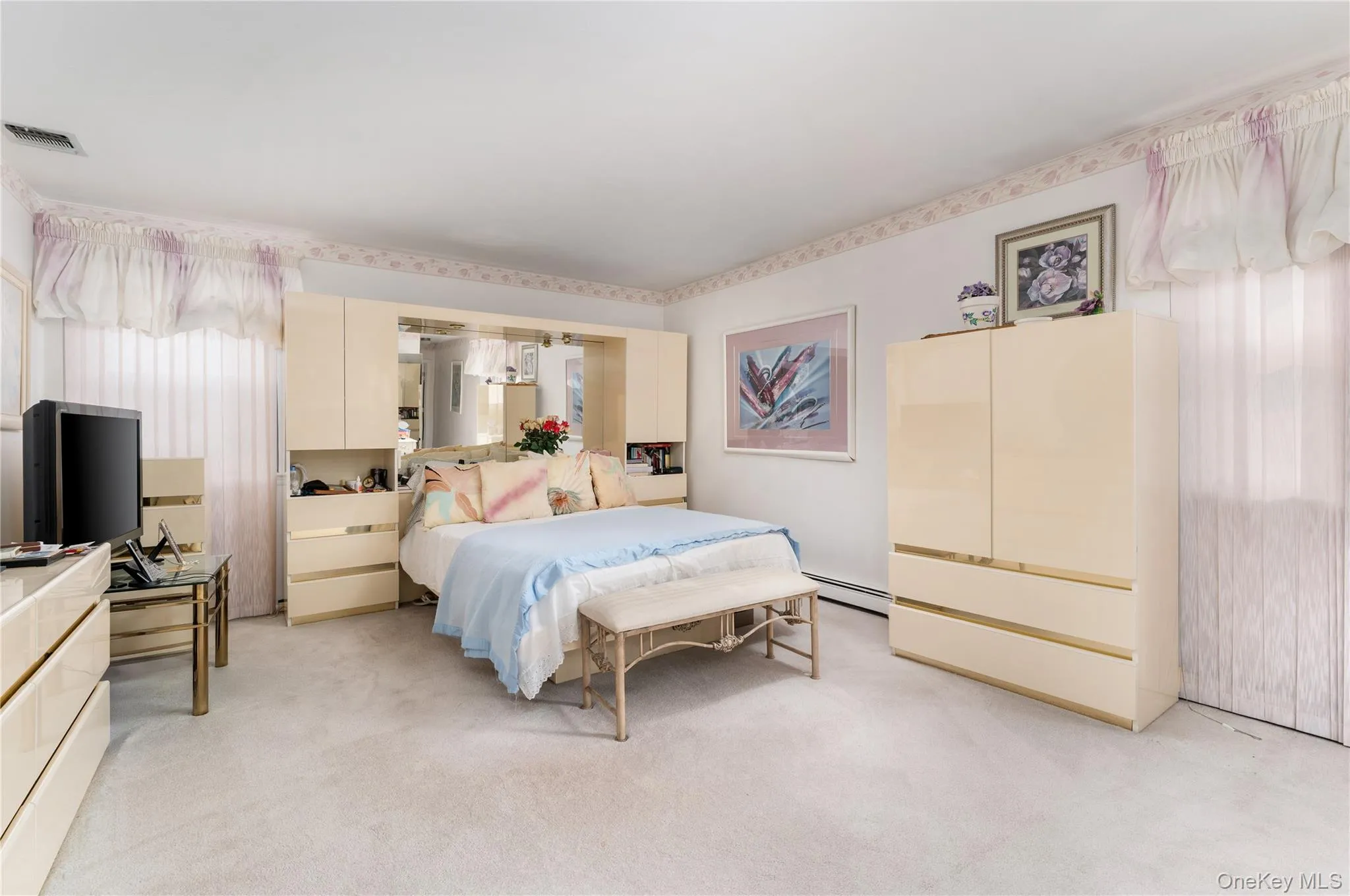 15 Fairfields Court, Huntington, NY, 4 Bedrooms Bedrooms, 8 Rooms Rooms,3 BathroomsBathrooms,Residential,For Rent,Fairfields,0,1025698 15 Fairfields Court, Huntington, NY, 4 Bedrooms Bedrooms, 8 Rooms Rooms,3 BathroomsBathrooms,Residential,For Rent,Fairfields,0,1025698