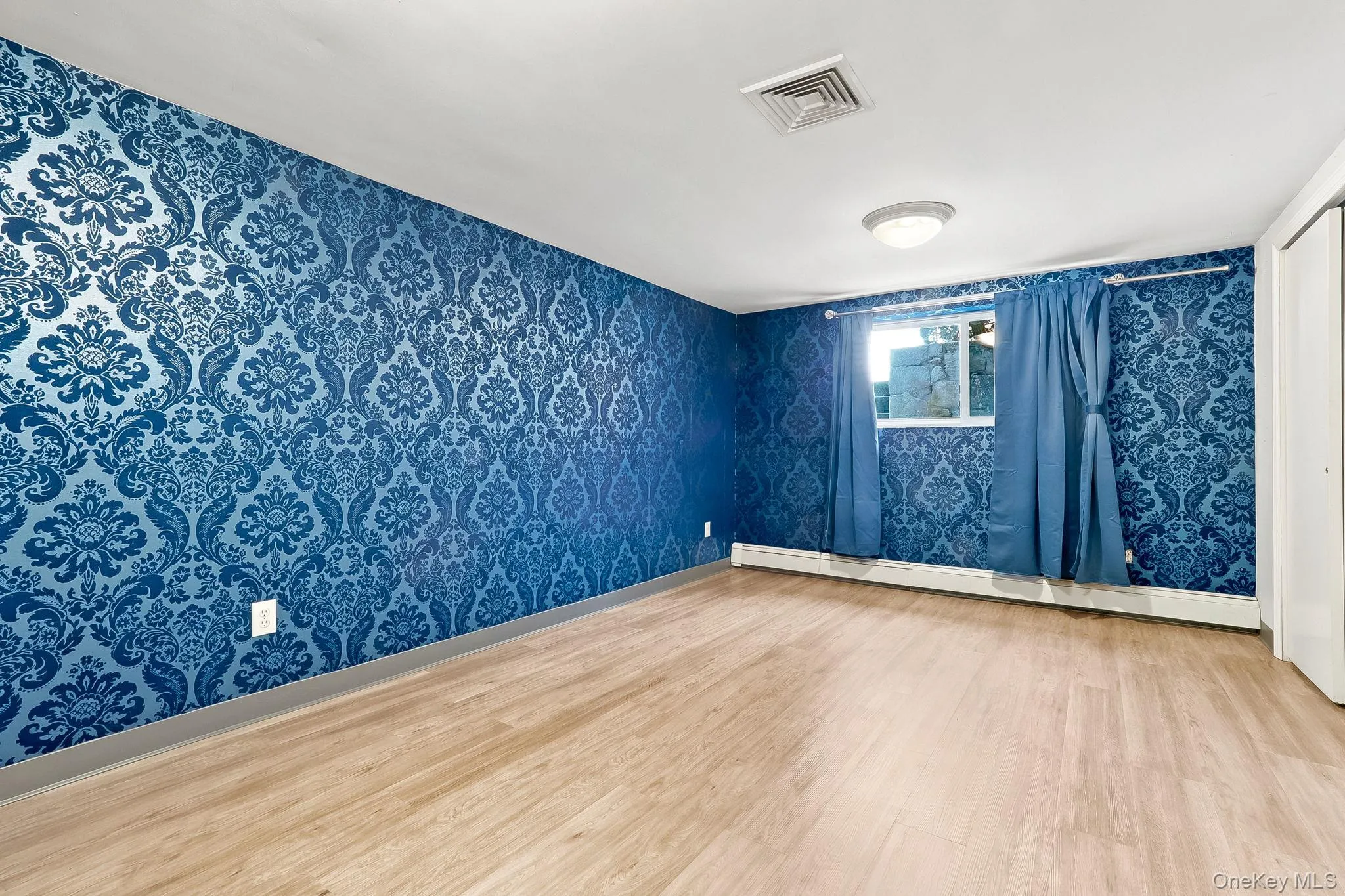 75 Glen Forest Street, Mount Pleasant, NY, 5 Bedrooms Bedrooms, 12 Rooms Rooms,4 BathroomsBathrooms,Residential,For Rent,Glen Forest,0,1025703 75 Glen Forest Street, Mount Pleasant, NY, 5 Bedrooms Bedrooms, 12 Rooms Rooms,4 BathroomsBathrooms,Residential,For Rent,Glen Forest,0,1025703
