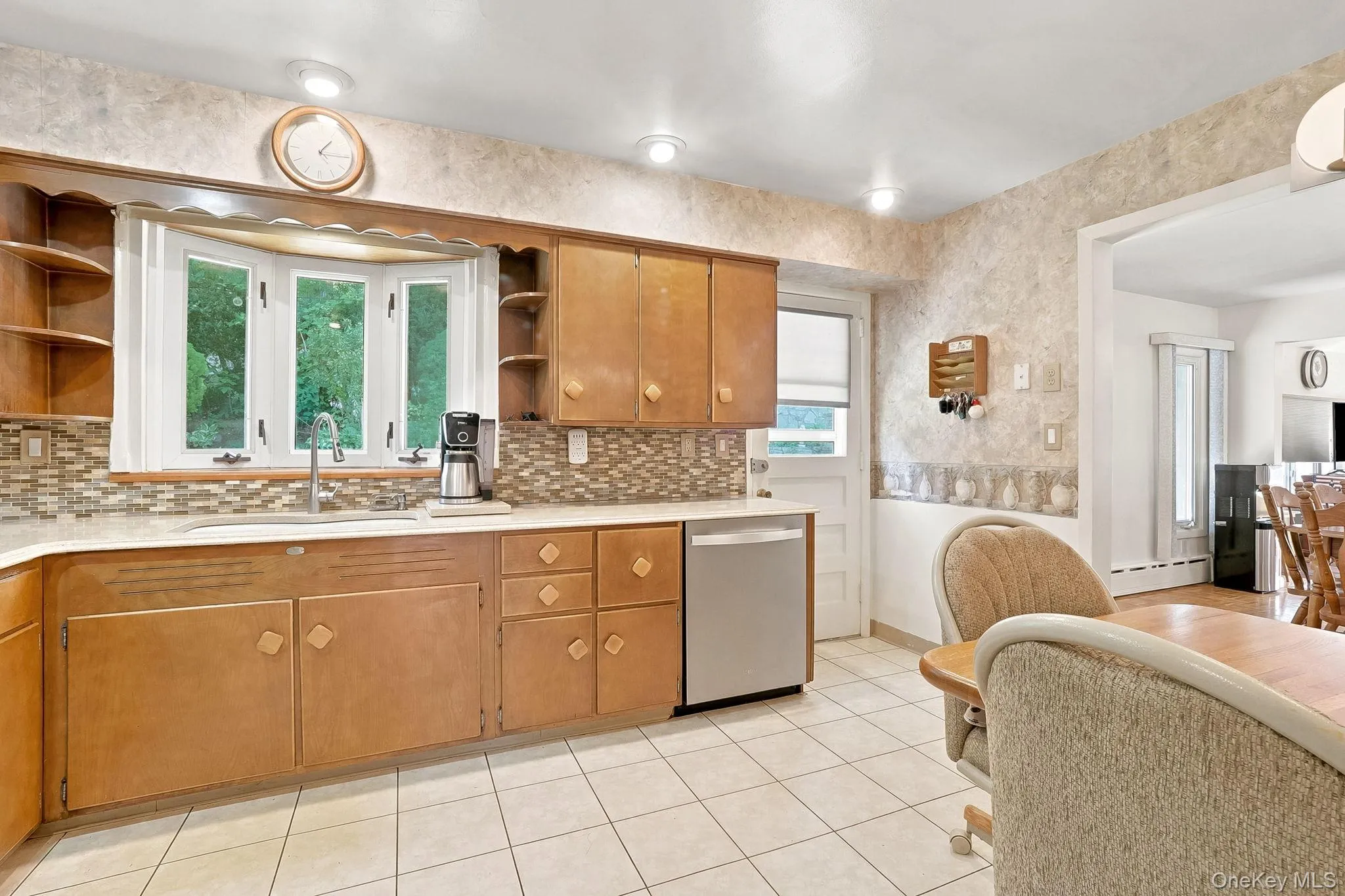 75 Glen Forest Street, Mount Pleasant, NY, 5 Bedrooms Bedrooms, 12 Rooms Rooms,4 BathroomsBathrooms,Residential,For Rent,Glen Forest,0,1025703 75 Glen Forest Street, Mount Pleasant, NY, 5 Bedrooms Bedrooms, 12 Rooms Rooms,4 BathroomsBathrooms,Residential,For Rent,Glen Forest,0,1025703