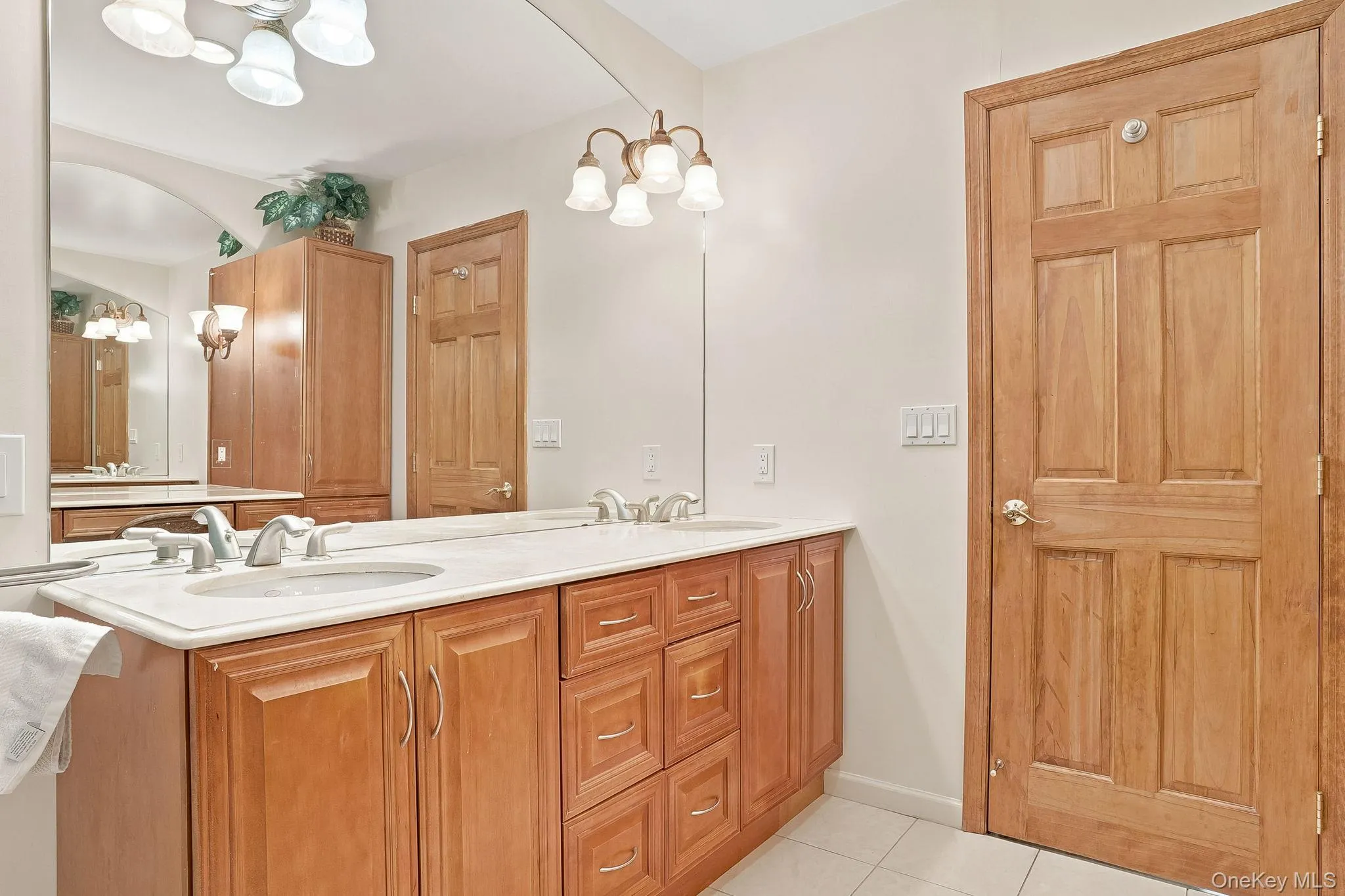75 Glen Forest Street, Mount Pleasant, NY, 5 Bedrooms Bedrooms, 12 Rooms Rooms,4 BathroomsBathrooms,Residential,For Rent,Glen Forest,0,1025703 75 Glen Forest Street, Mount Pleasant, NY, 5 Bedrooms Bedrooms, 12 Rooms Rooms,4 BathroomsBathrooms,Residential,For Rent,Glen Forest,0,1025703