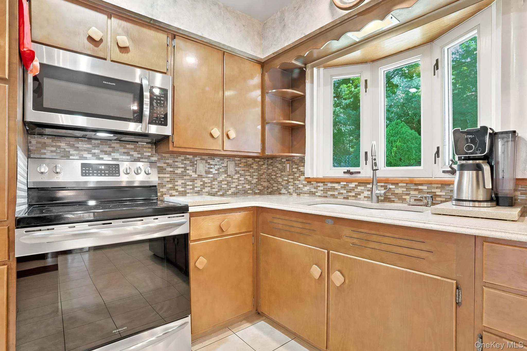 75 Glen Forest Street, Mount Pleasant, NY, 5 Bedrooms Bedrooms, 12 Rooms Rooms,4 BathroomsBathrooms,Residential,For Rent,Glen Forest,0,1025703 75 Glen Forest Street, Mount Pleasant, NY, 5 Bedrooms Bedrooms, 12 Rooms Rooms,4 BathroomsBathrooms,Residential,For Rent,Glen Forest,0,1025703