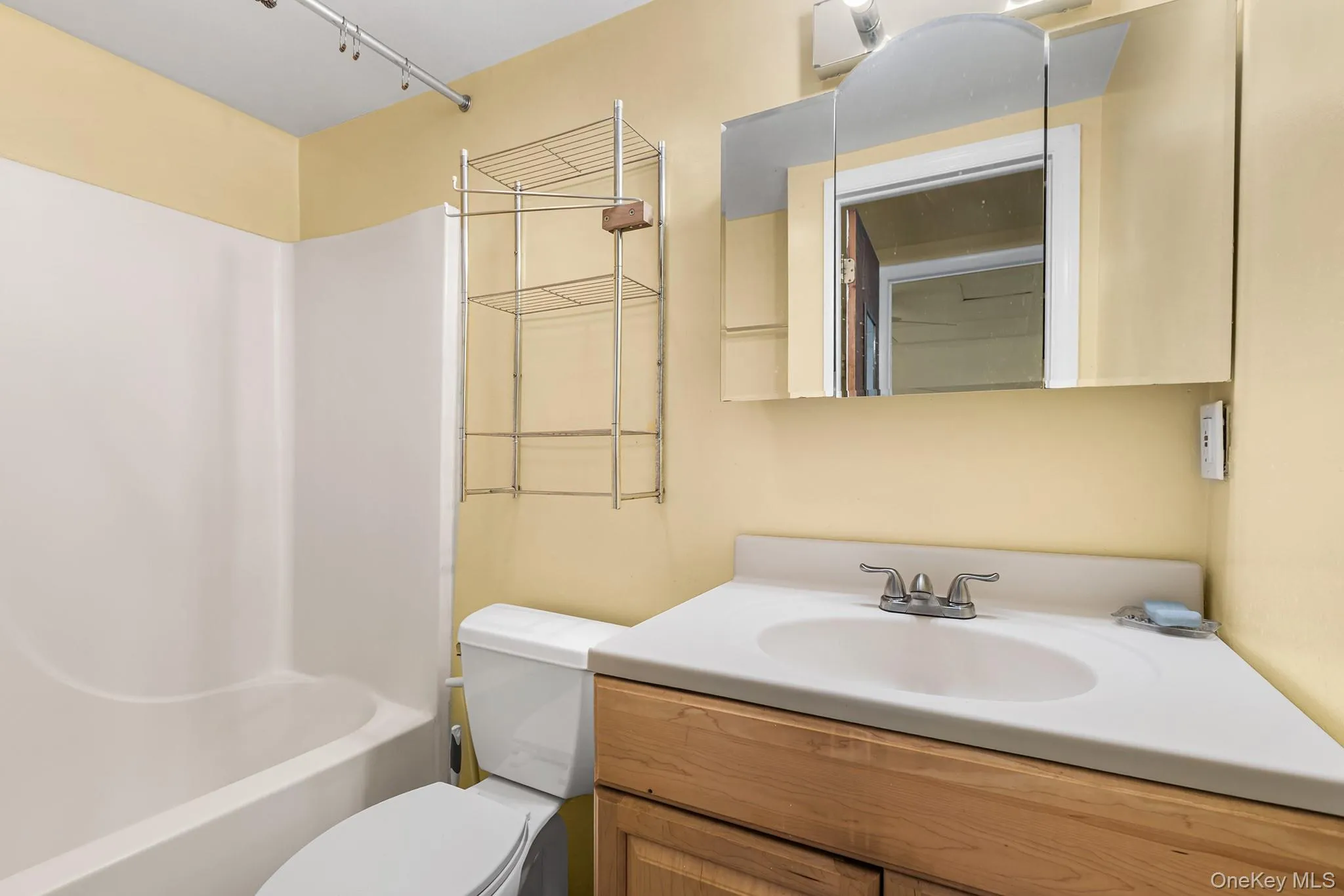 43 Croton Drive, Kent, NY, 1 Bedroom Bedrooms, 5 Rooms Rooms,1 BathroomBathrooms,Residential,For Rent,Croton,0,1025706 43 Croton Drive, Kent, NY, 1 Bedroom Bedrooms, 5 Rooms Rooms,1 BathroomBathrooms,Residential,For Rent,Croton,0,1025706